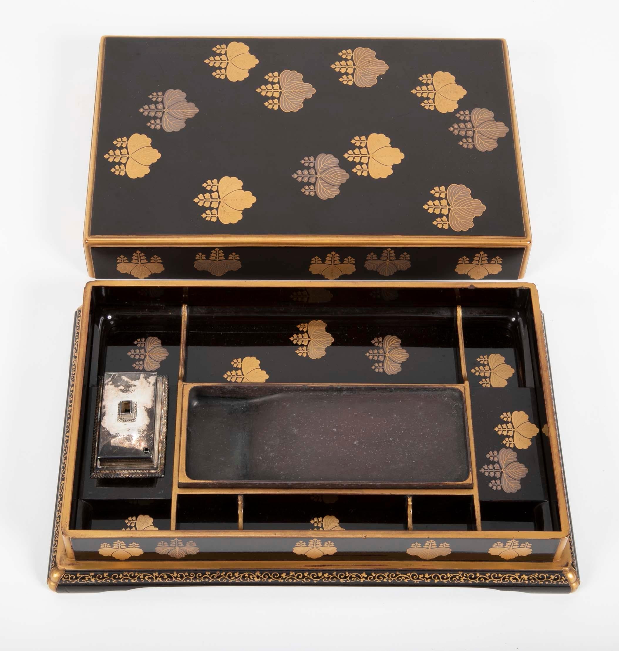 18th Century and Earlier Black Lacquer Japanese Ink Stone Box in Presentation Case