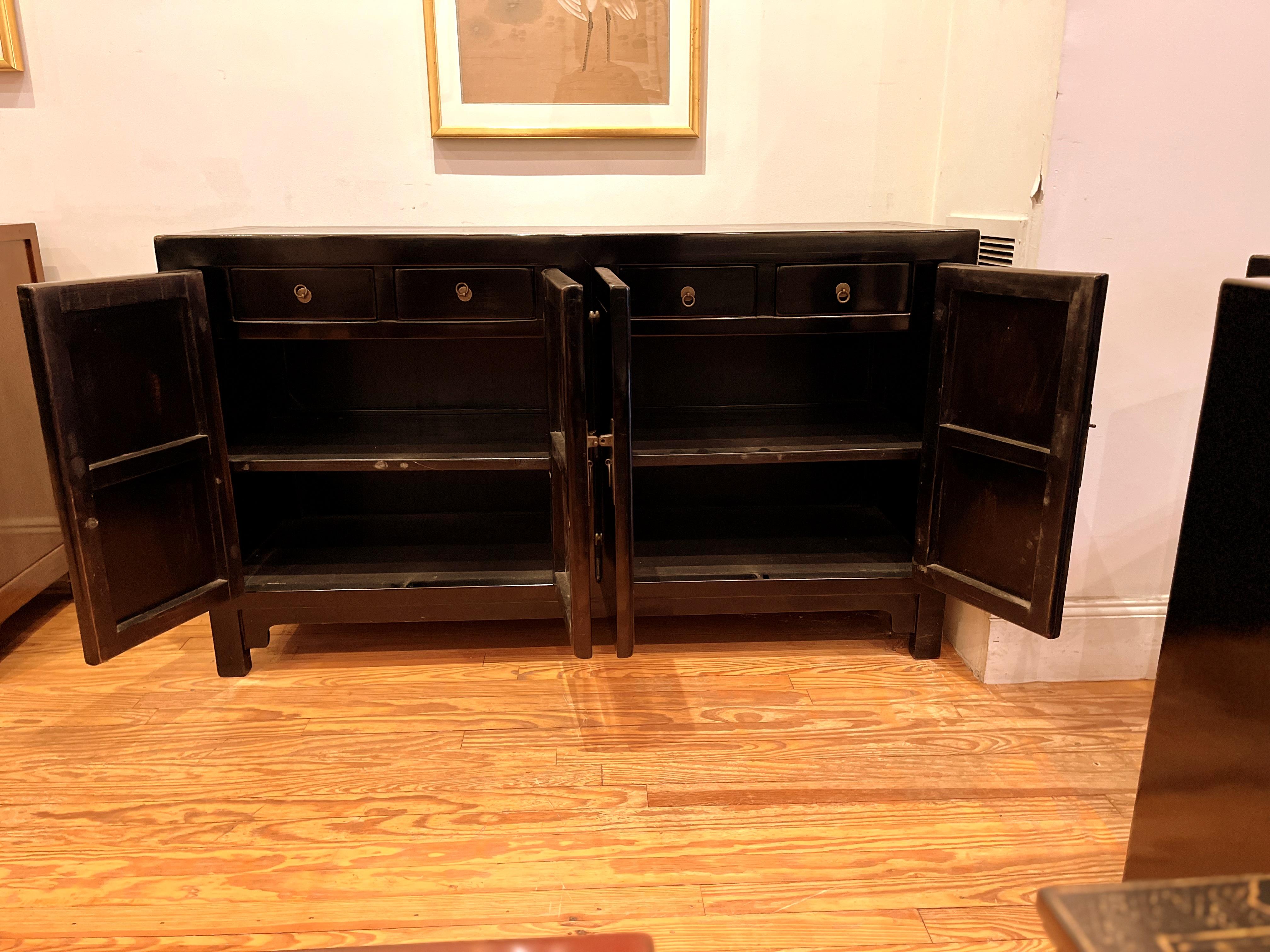 Cinese Credenza in lacca nera in vendita