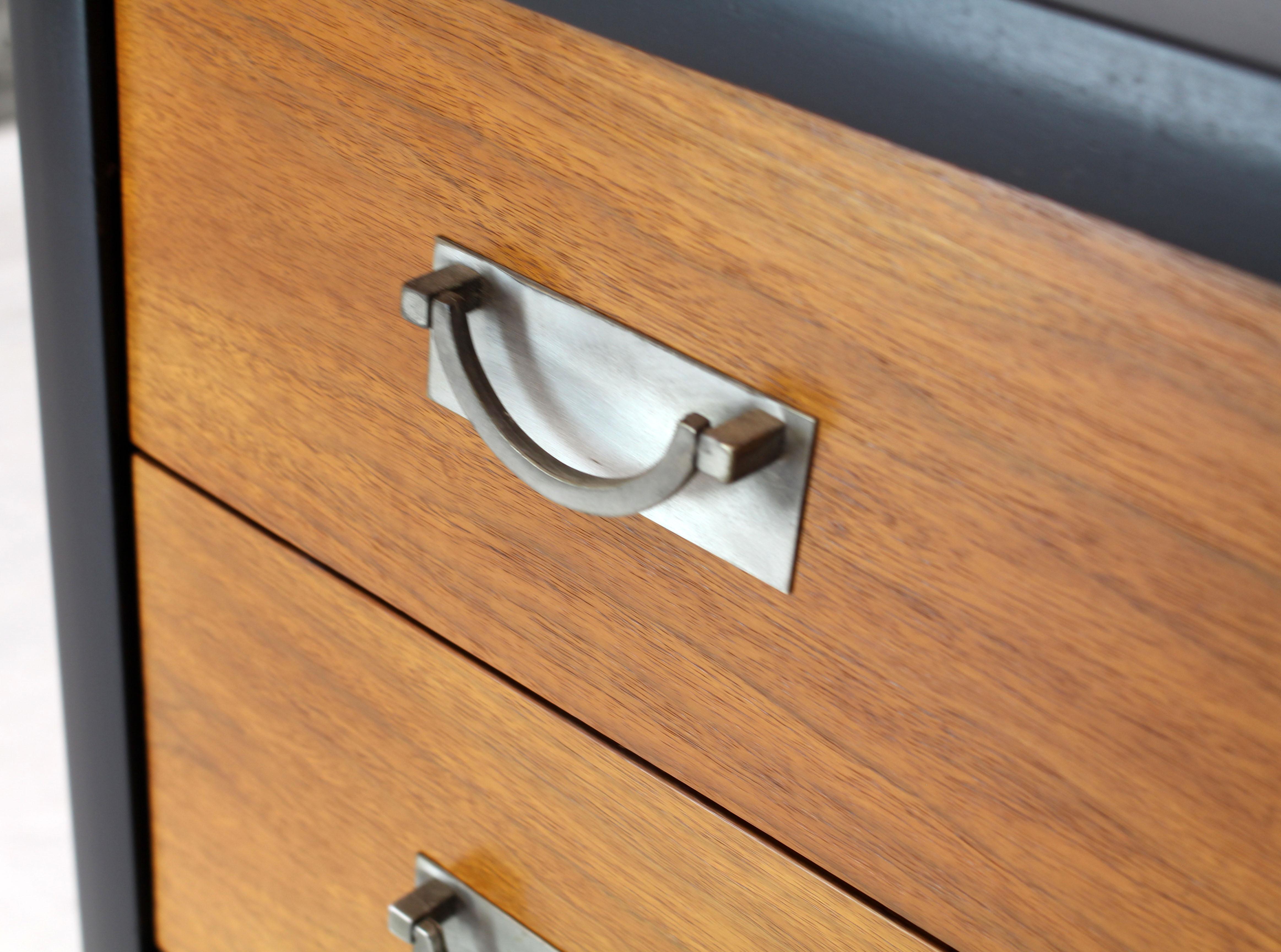 20th Century Black Lacquer Walnut Accordion Double-Door Compartment Credenza Server Dresser