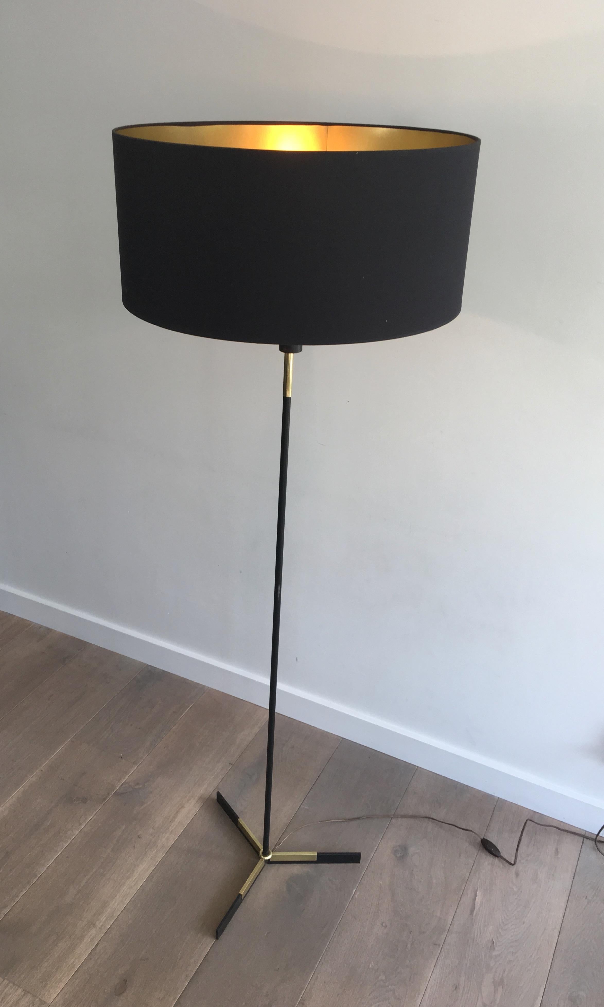 Black Lacquered and Brass Design Floor Lamp, French, circa 1950 For Sale 6