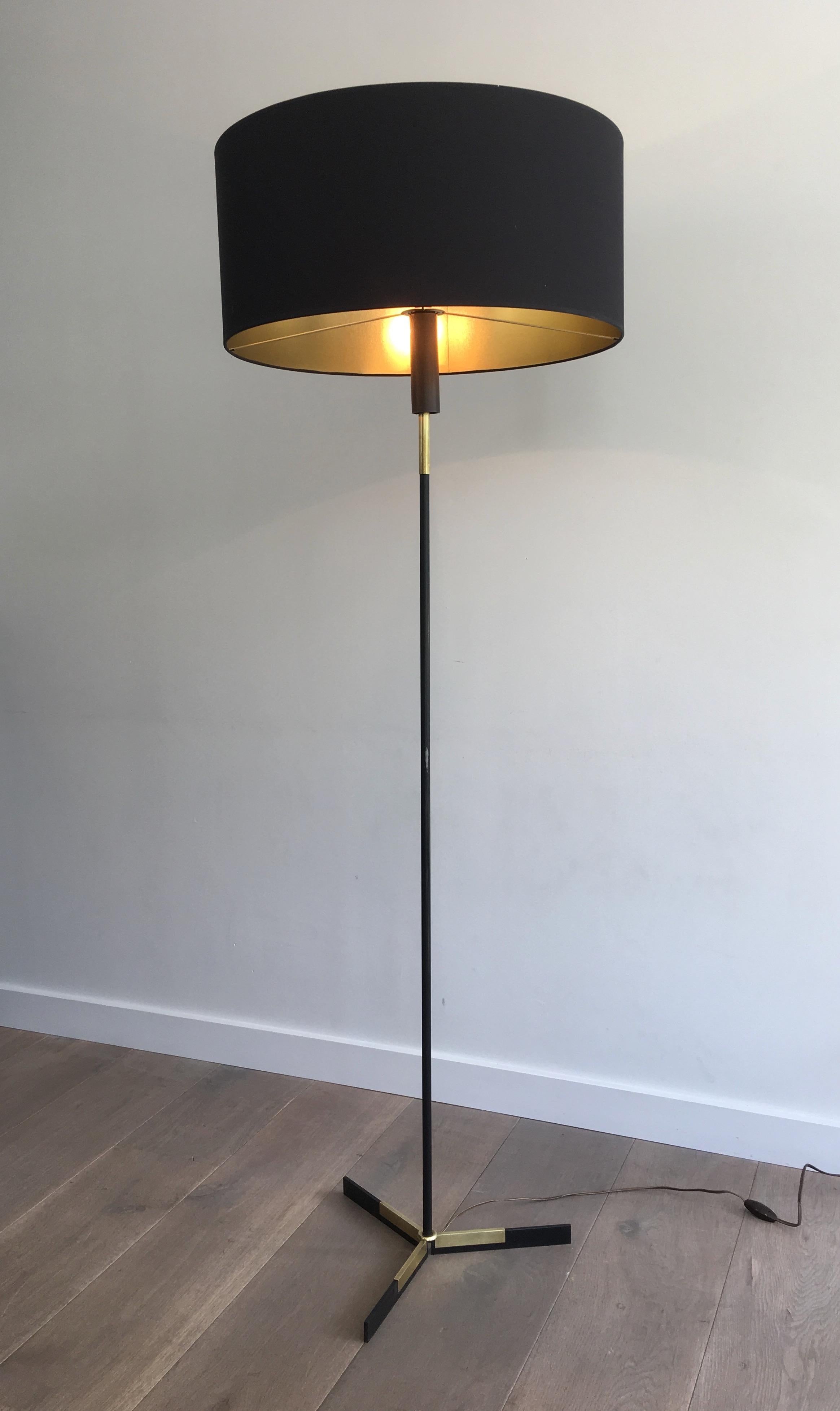 Black Lacquered and Brass Design Floor Lamp, French, circa 1950 For Sale 11