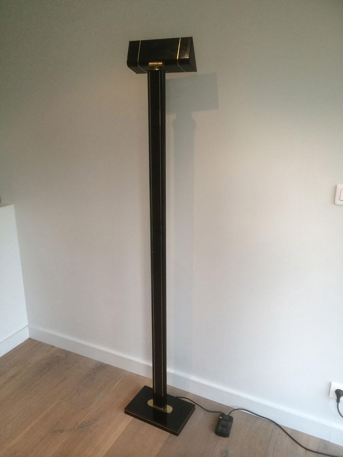 Black Lacquered and Brass Floor Lamp, French Work, Circa 1970 For Sale 5