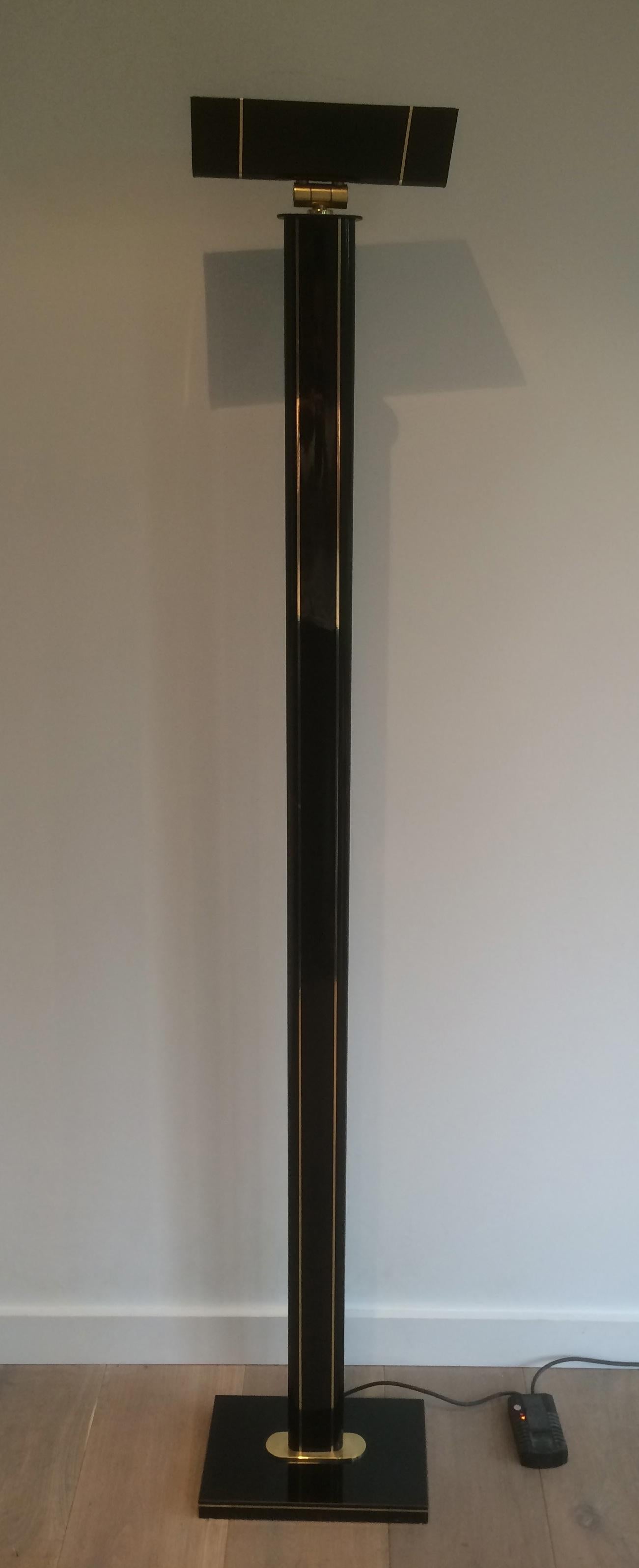 Black Lacquered and Brass Floor Lamp, French Work, Circa 1970 For Sale 6