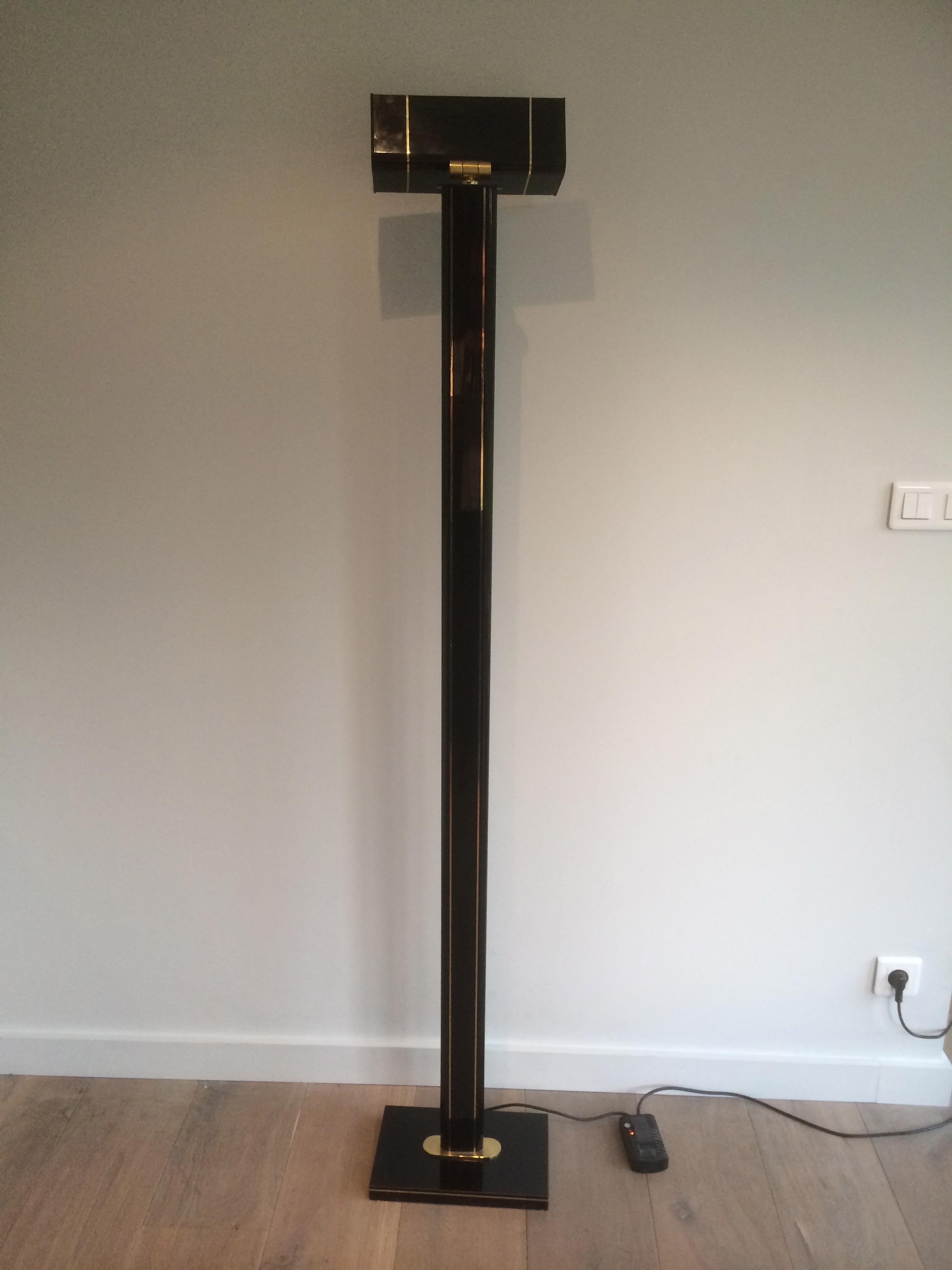 Black Lacquered and Brass Floor Lamp, French Work, Circa 1970 For Sale 9
