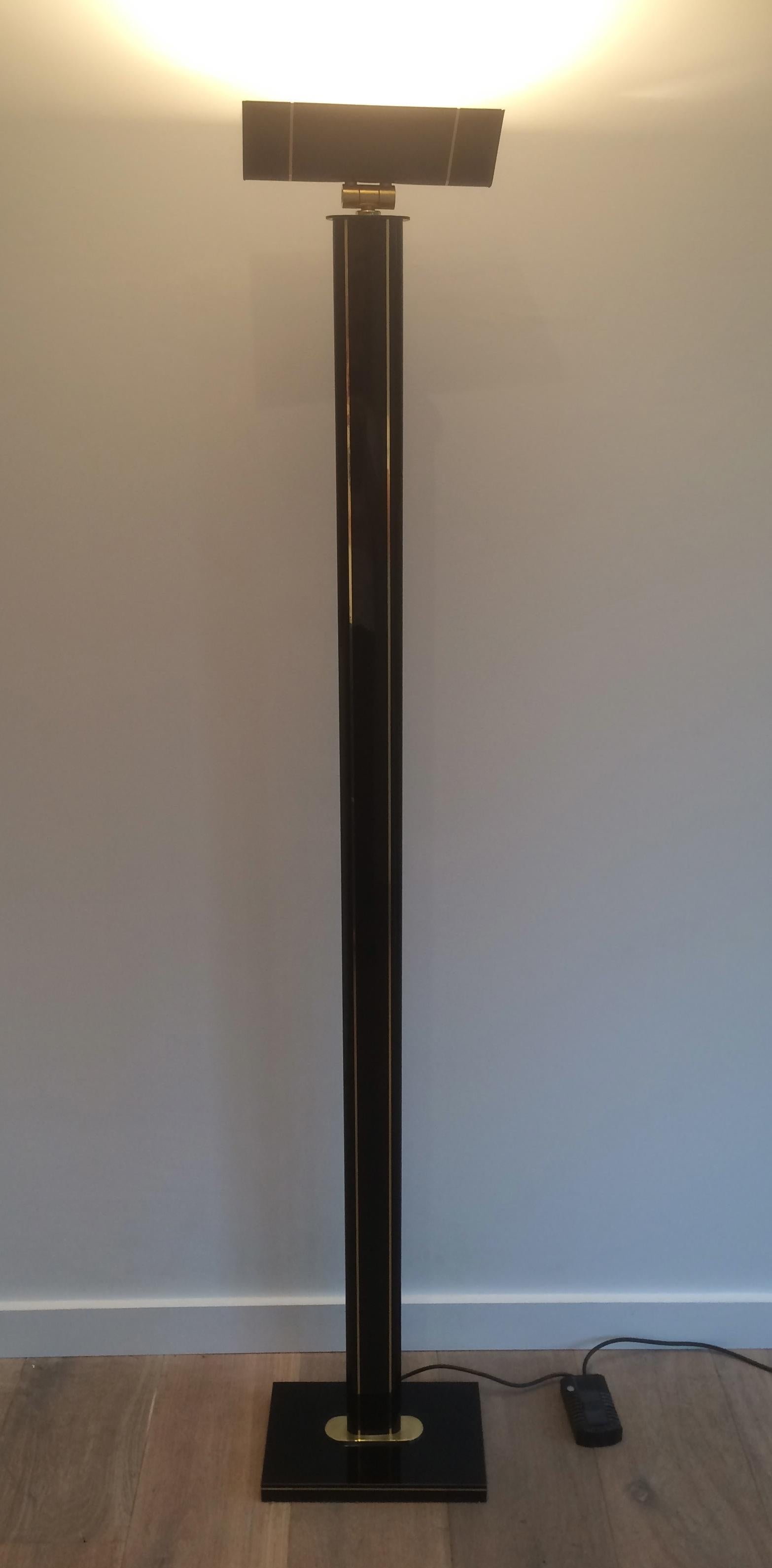 Black Lacquered and Brass Floor Lamp, French Work, Circa 1970 For Sale 2