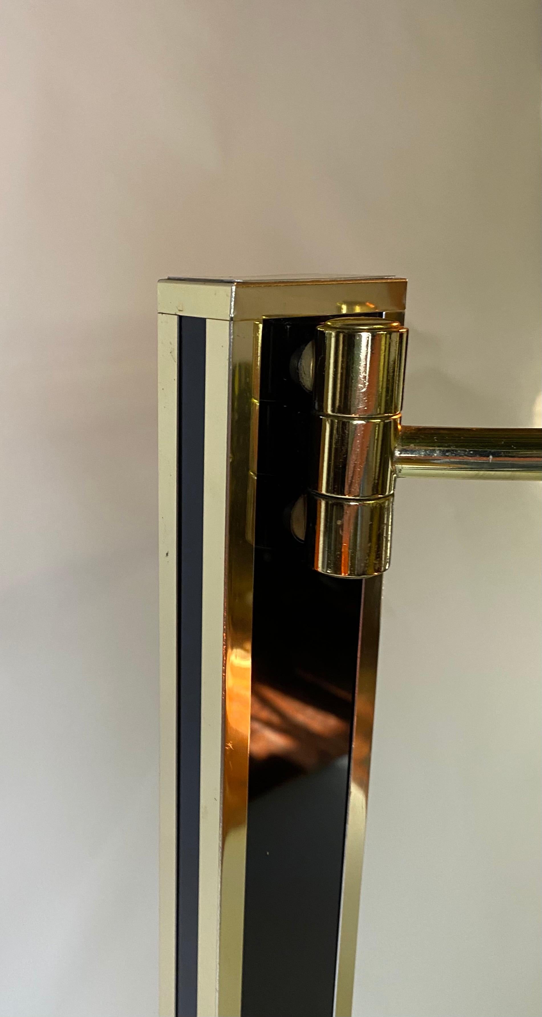 Black Lacquered and Brass, Swing Arm Floor Lamp, 1980's, France In Good Condition For Sale In Achterveld, NL