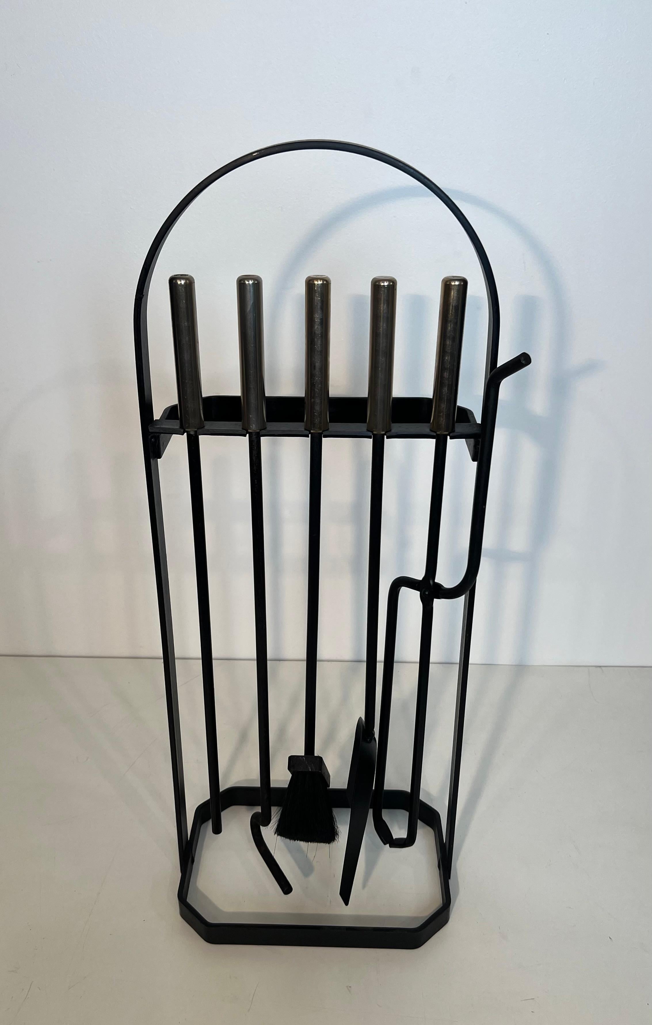 Mid-Century Modern Outils de cheminée laqués noirs et chromés sur Stand en vente