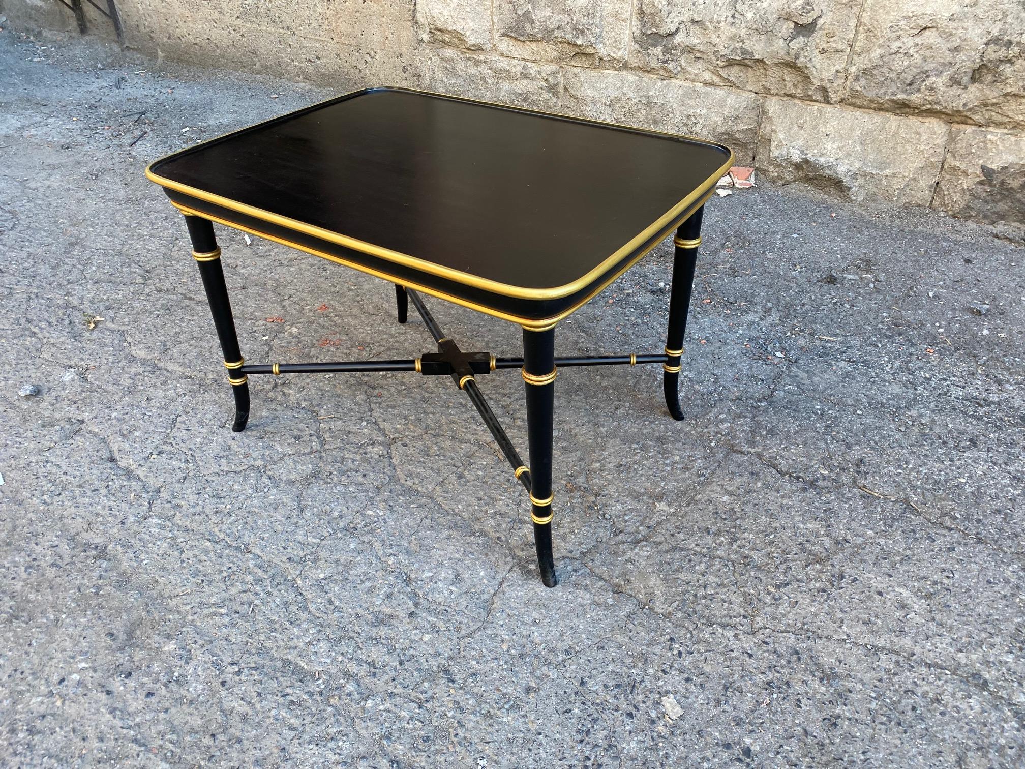 Black Lacquered and Gilt Wood Japanned Tray Table with Floral Motifs For Sale 8