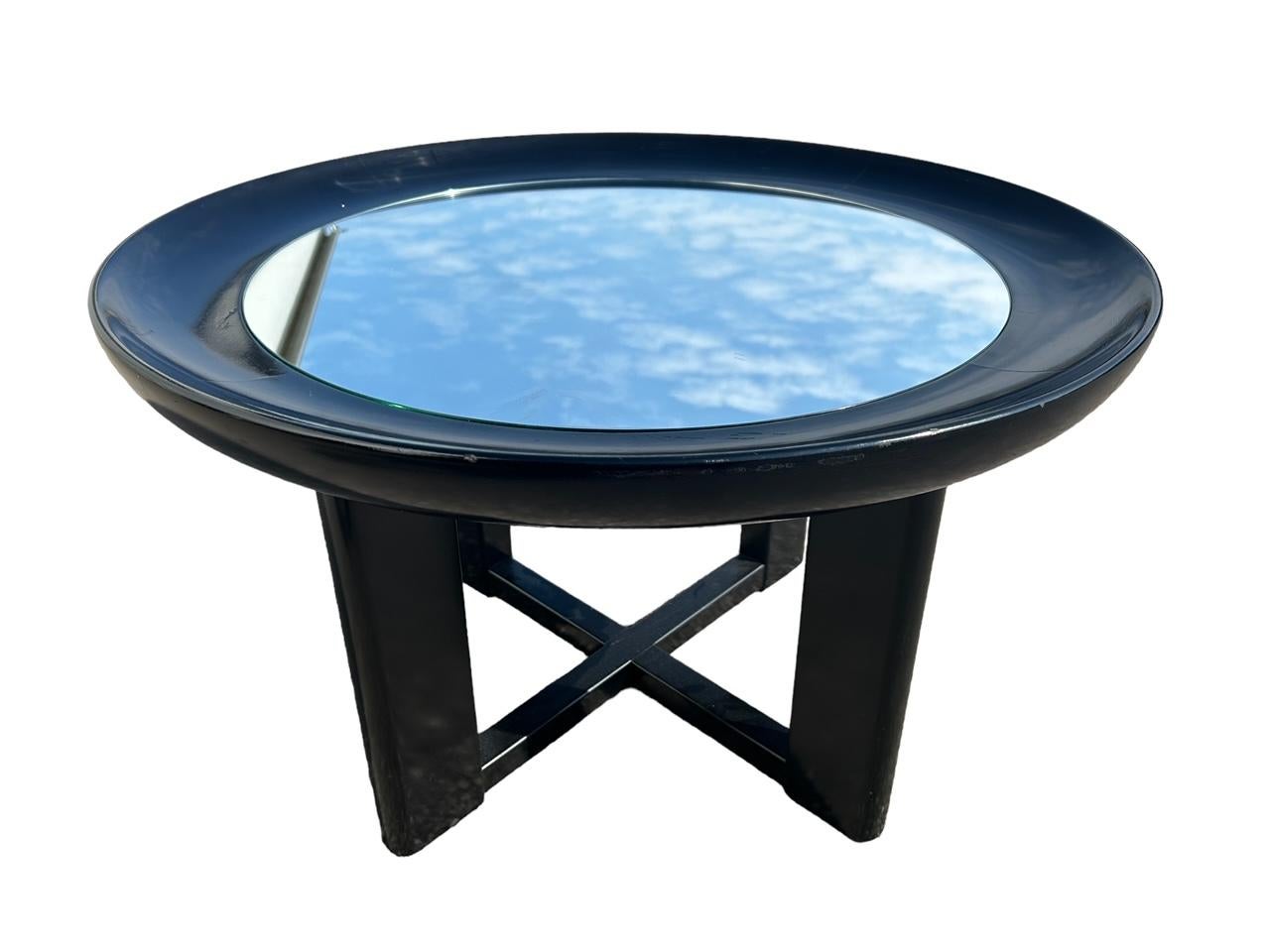 mesa de centro art decó lacada en negro siglo XX en venta
