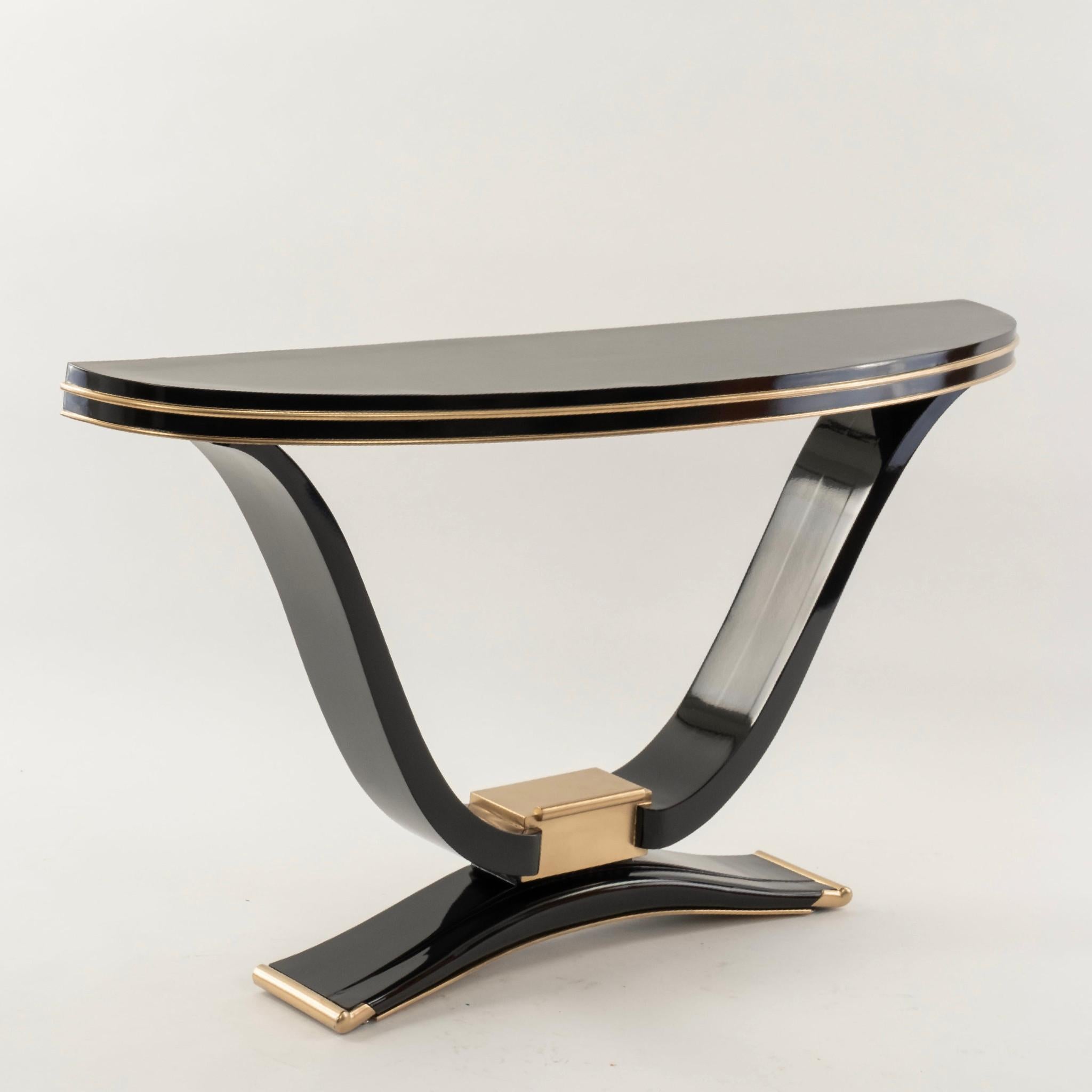Black Lacquered Art Deco Style Console In Good Condition For Sale In Houston, TX