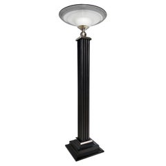 Lampadaire en hêtre laqué noir avec abat-jour en verre de Roberto Ventura, Italie