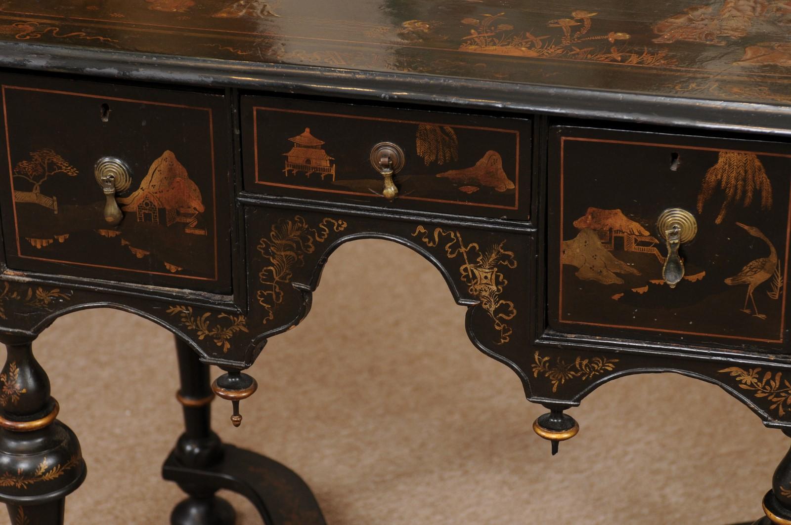 Black Lacquered Chinoiserie William & Mary Style Lowboy, 18th Century England For Sale 8