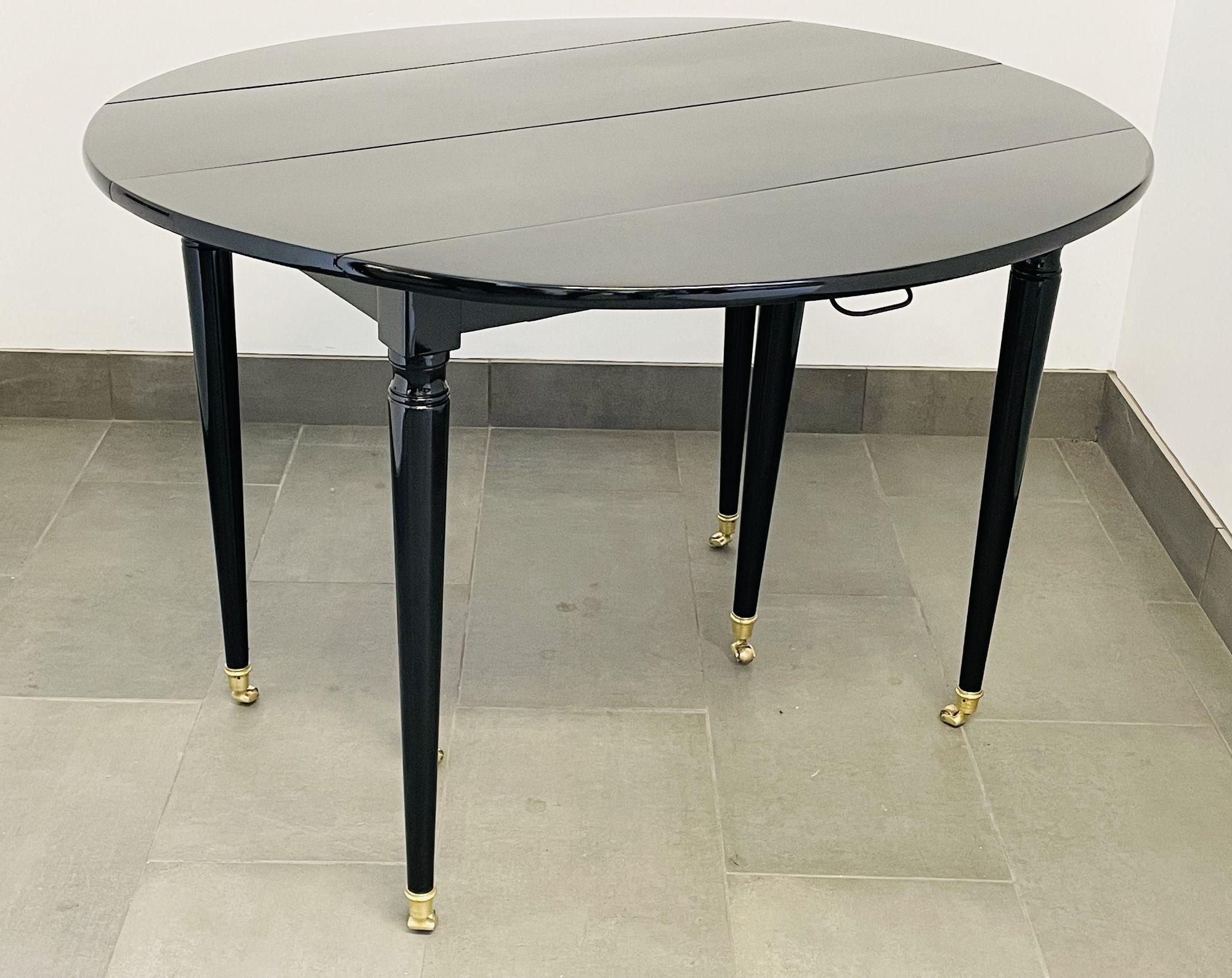 Black Lacquered Circular Dining Table, Three Leaves, Drop Side, Maison Jansen 3