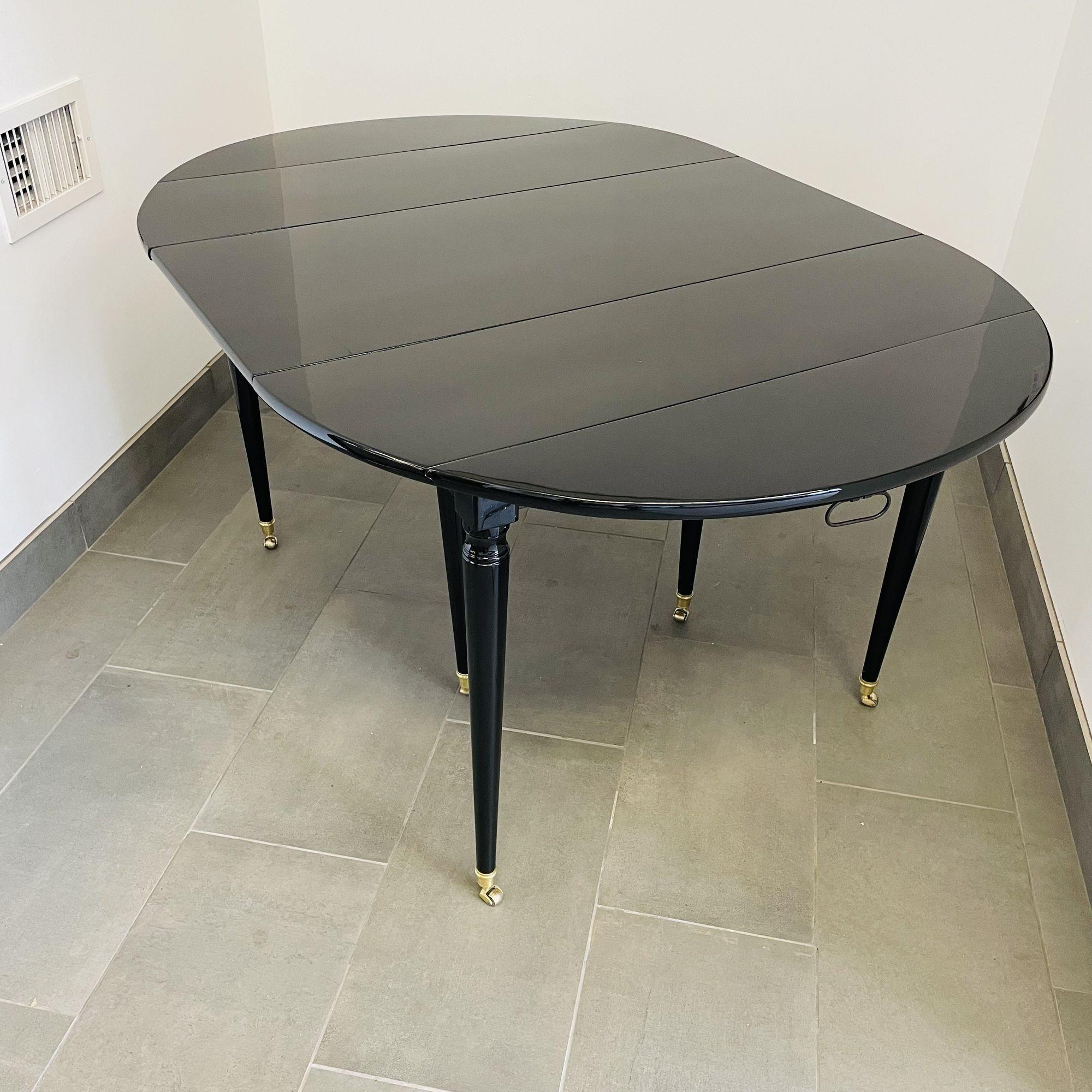 Black Lacquered Circular Dining Table, Three Leaves, Drop Side, Maison Jansen 2