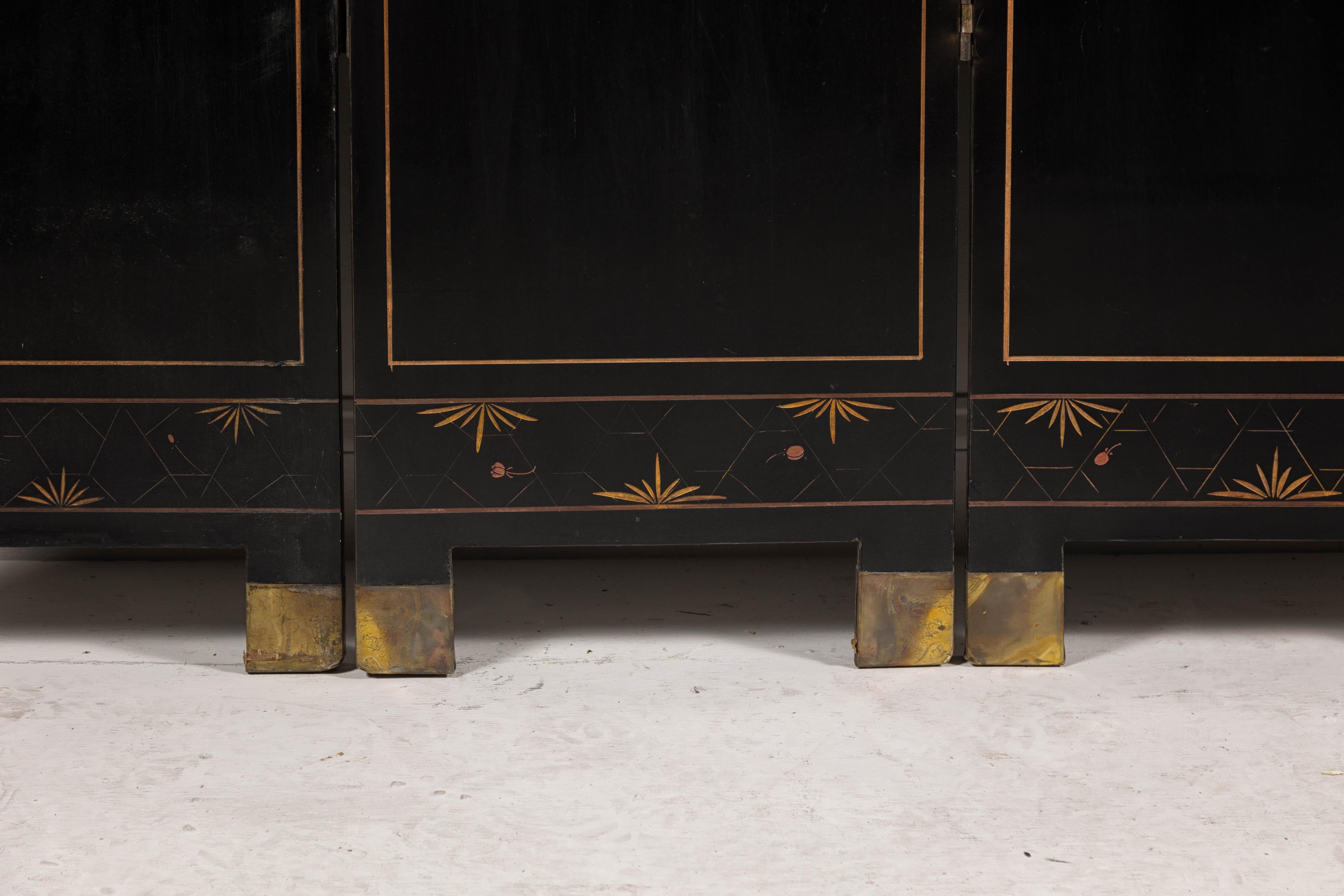 Black Lacquered Four-Panel Screen with Polychrome Bird, Foliage and Tree Décor For Sale 13