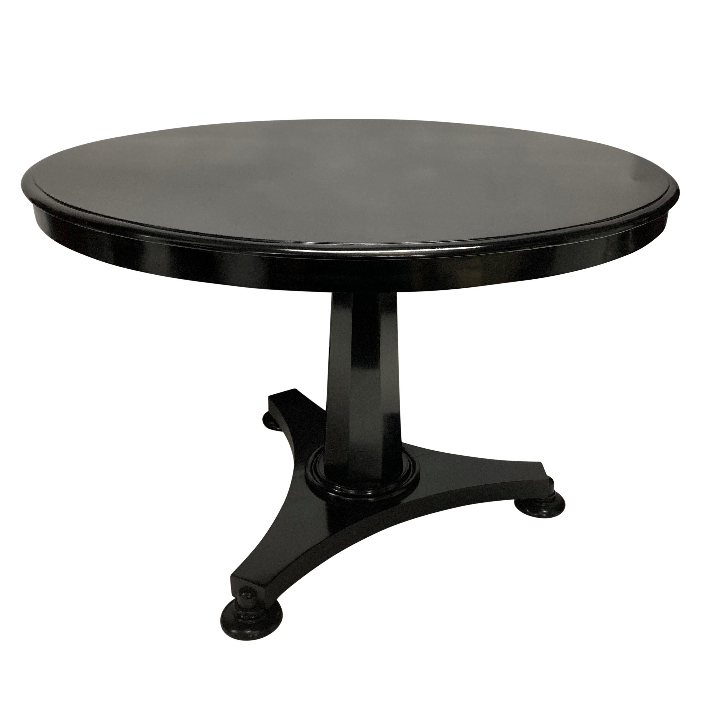 Mid-20th Century Black Lacquered French Gueridon Table