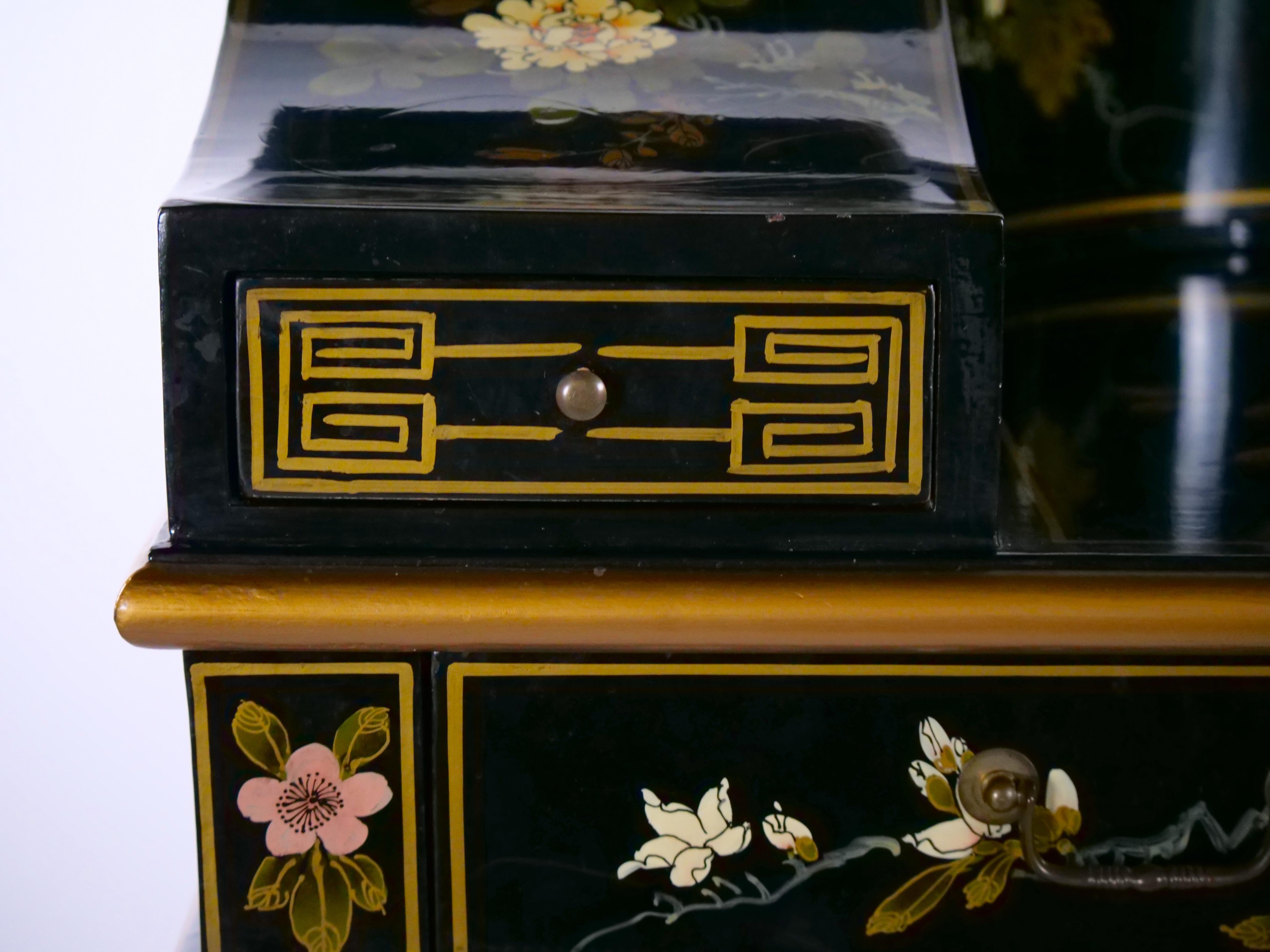 Black Lacquered Hand Painted / Decorated Chinoiserie Desk 4