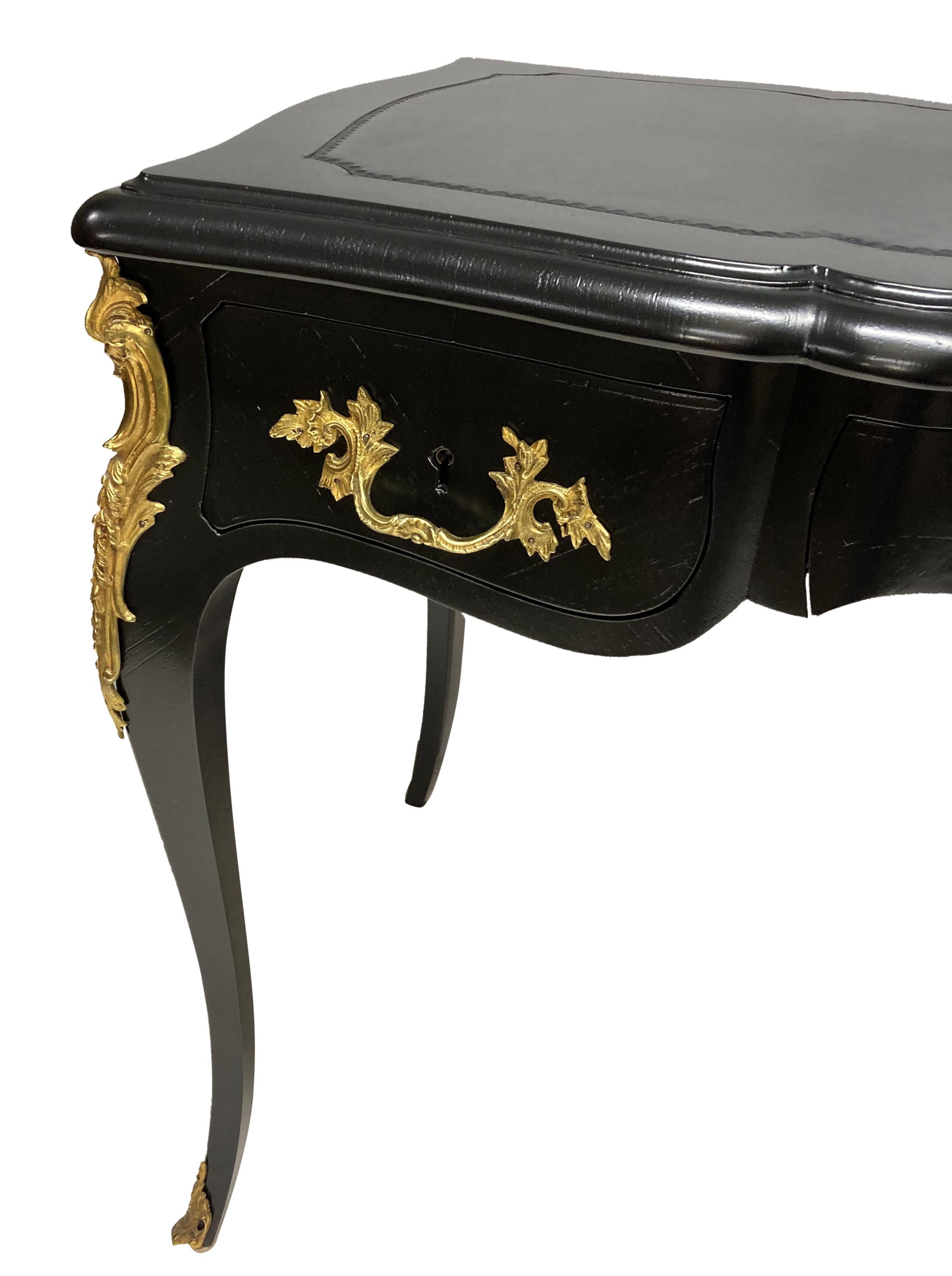 Black Lacquered Louis XV Style Writing Table For Sale 3
