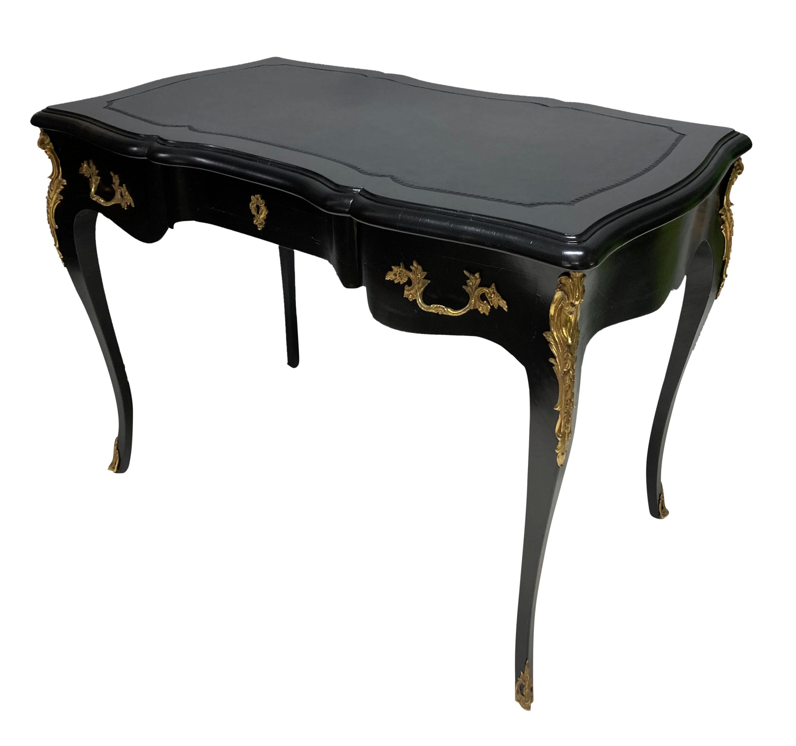 Black Lacquered Louis XV Style Writing Table For Sale 1