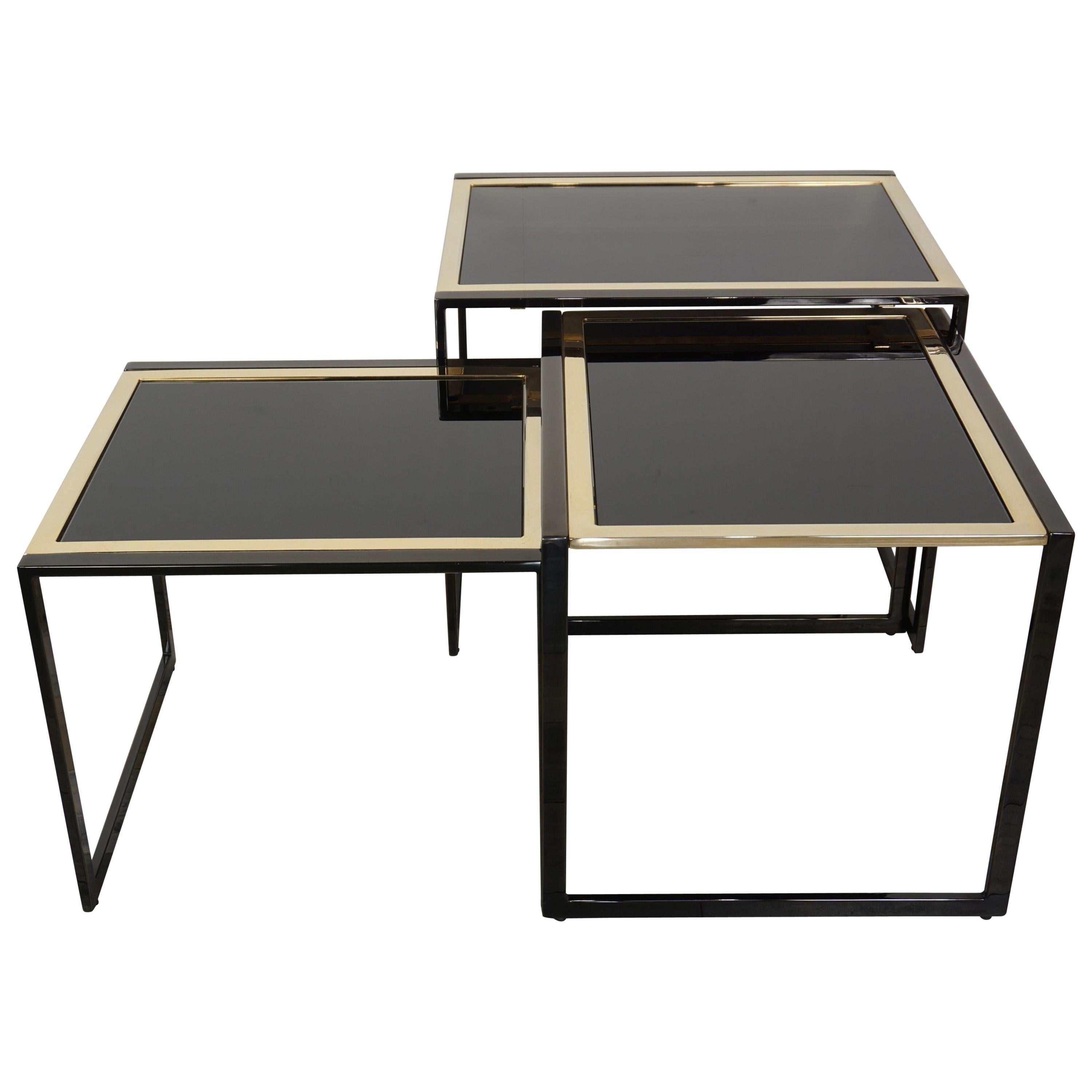 Black Lacquered Metal and Black Mirror Glass Nesting Tables Set For Sale