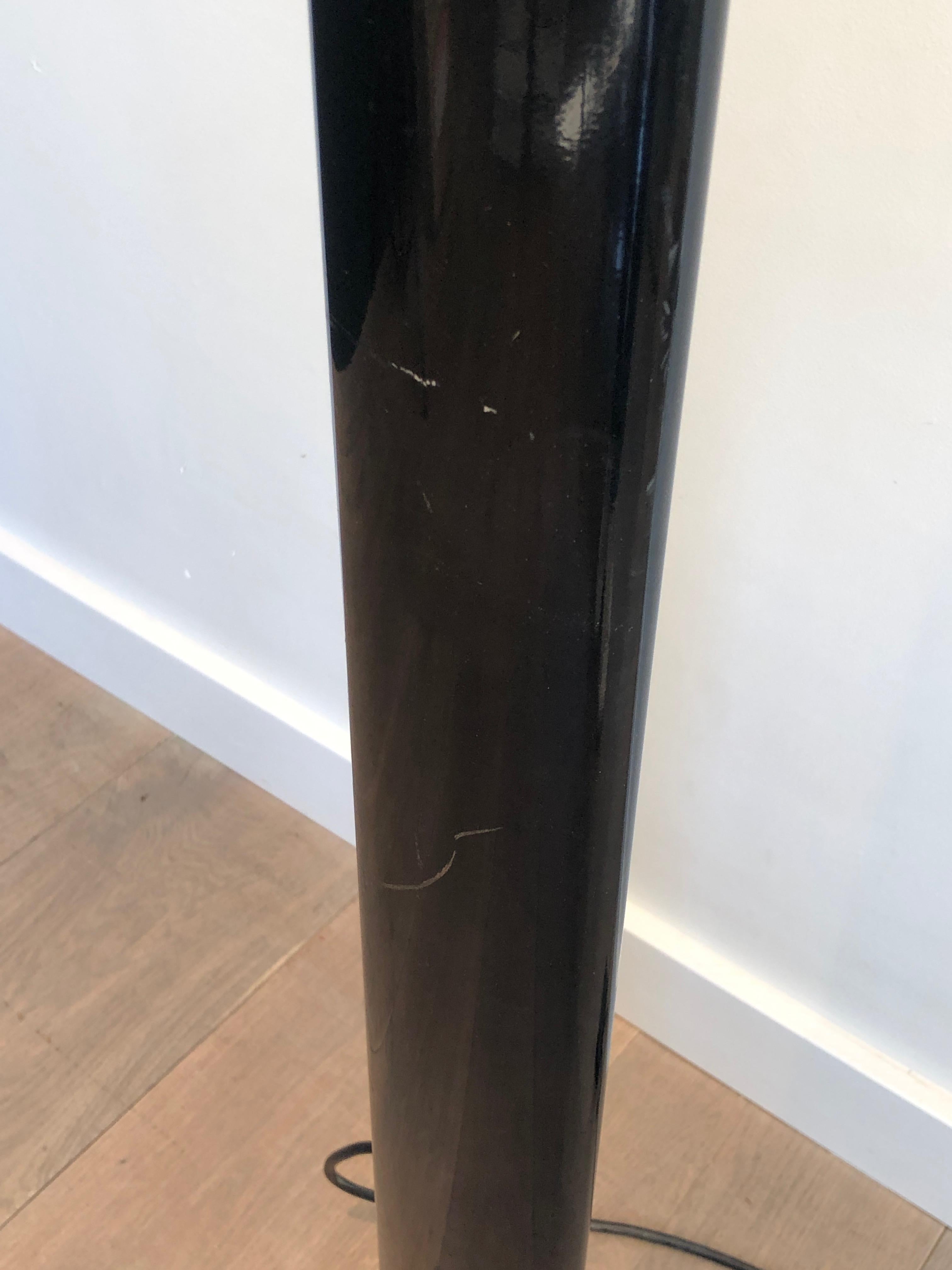 Black Lacquered Metal Floor Lamp For Sale 3