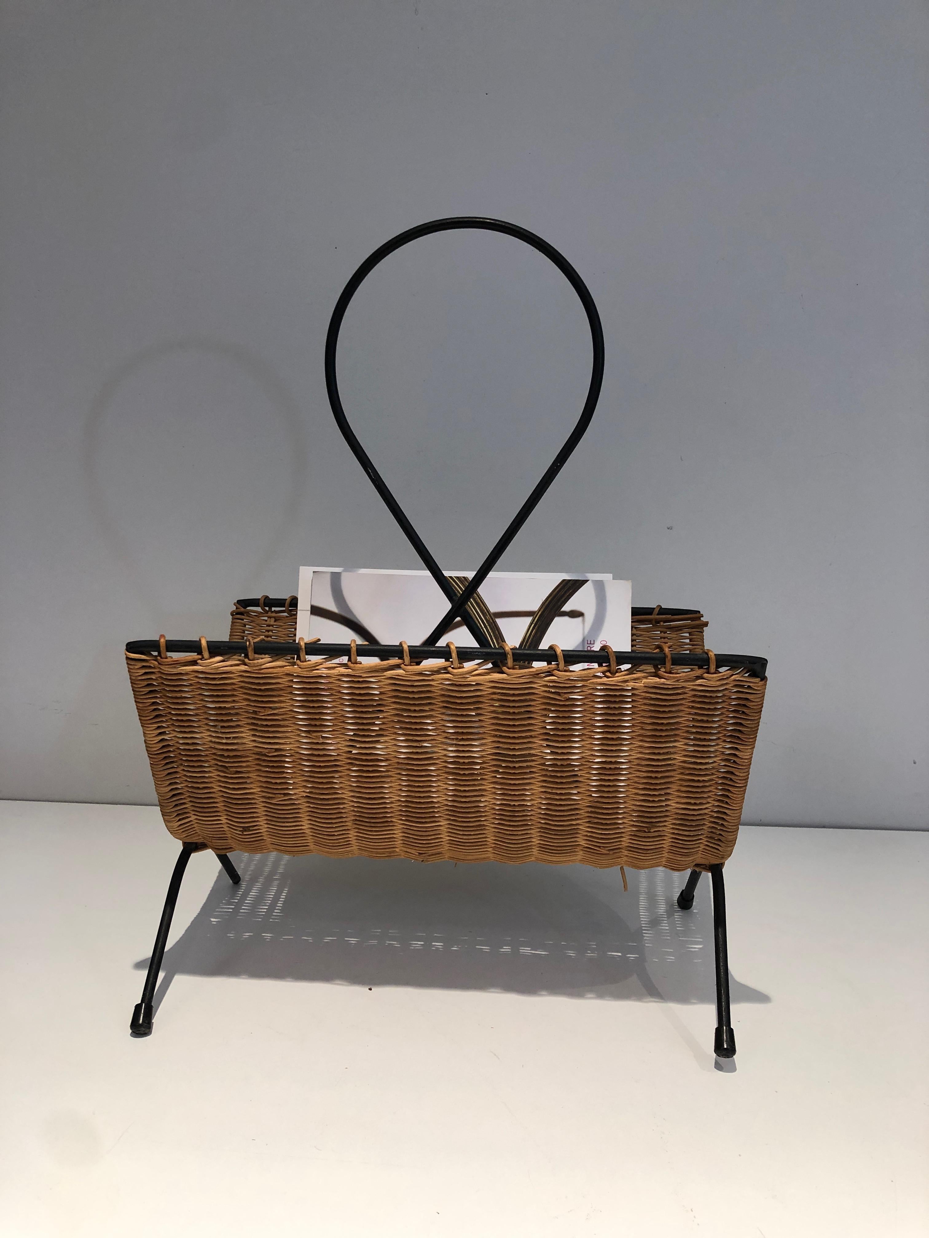 Black Lacquered Metal Magazine Rack, French Work, Circa 1950 For Sale 7