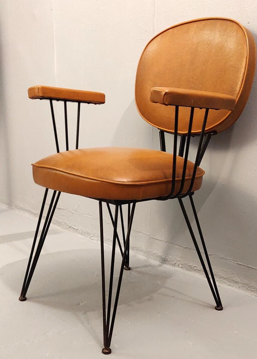 Sessel aus schwarz lackiertem Metall mit Strukturstruktur, Italien, 1950er Jahre (Italienisch) im Angebot