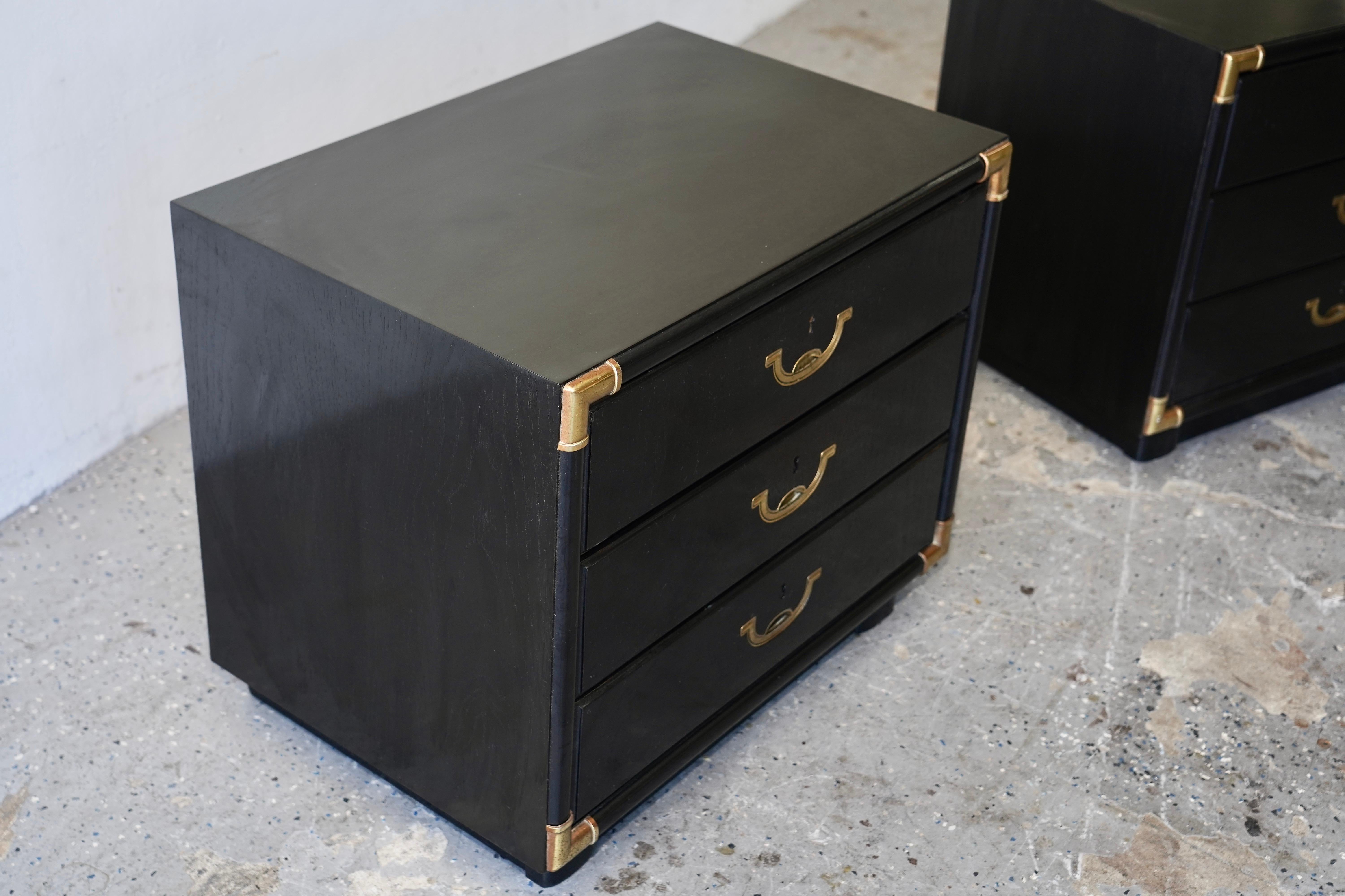 Black lacquered  mid-century modern Hollywood Regency Campaign  nightstands In Good Condition For Sale In Las Vegas, NV