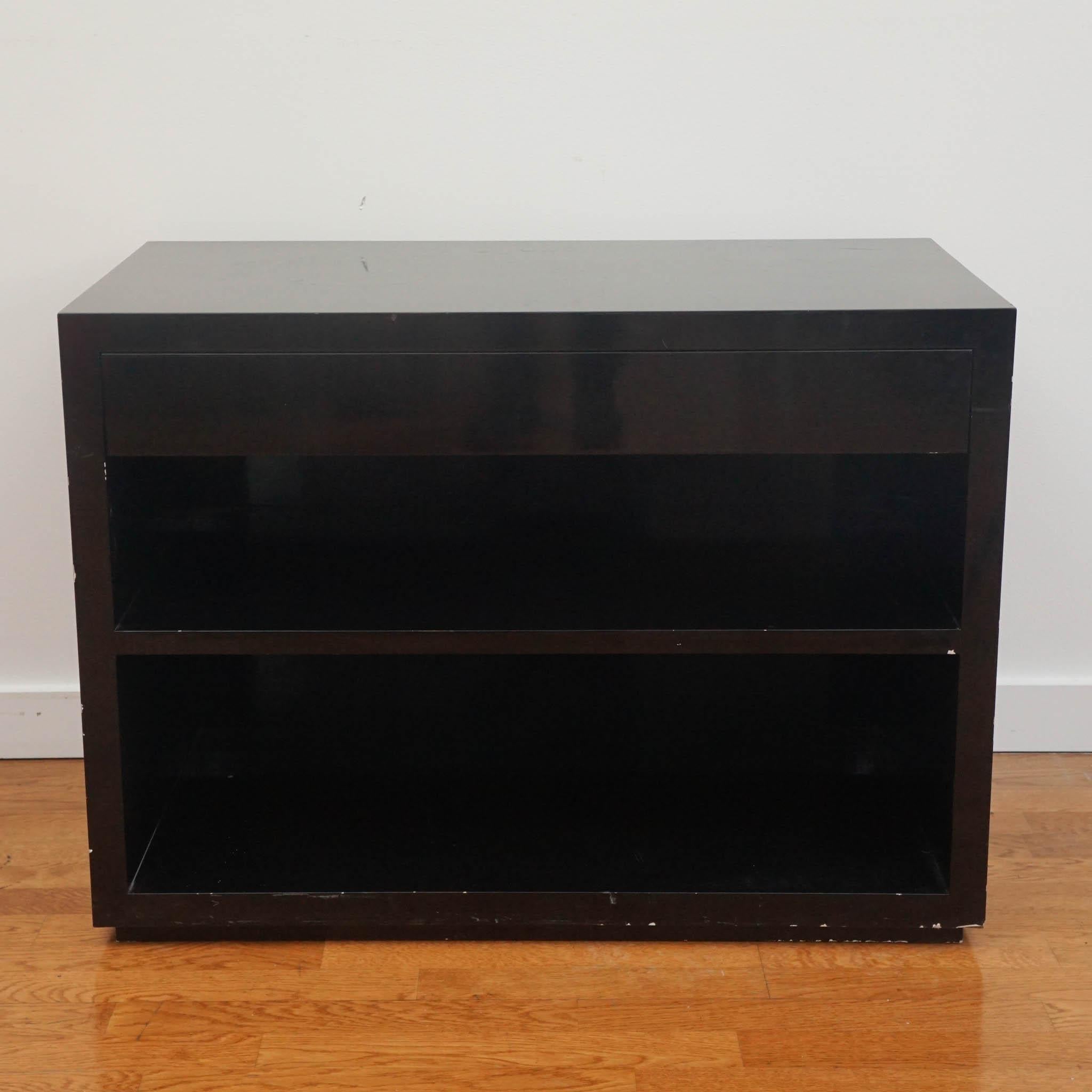 Black lacquered nightstand with a drawer For Sale 1