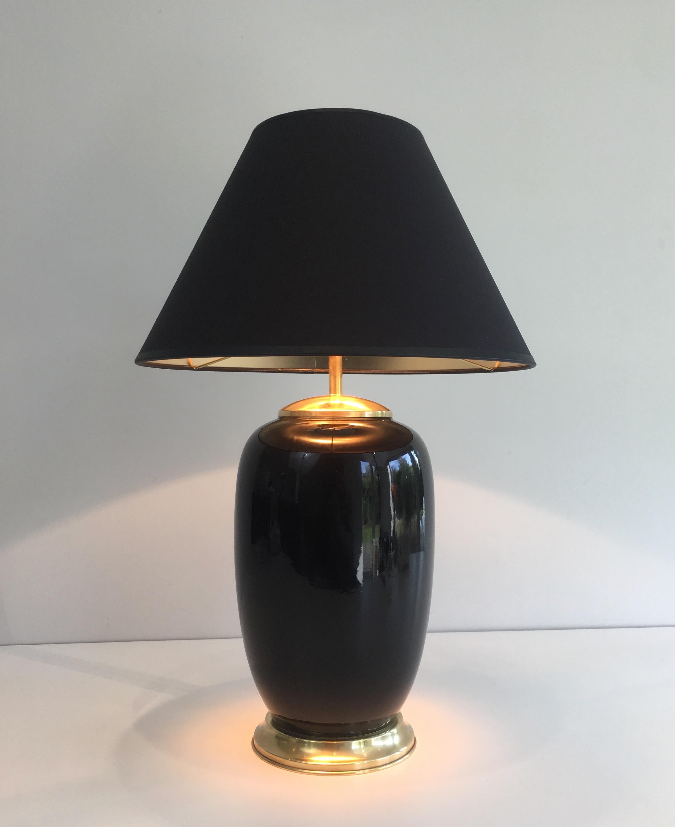 Black Lacquered Porcelain and Brass Table Lamp, French, circa 1970 9