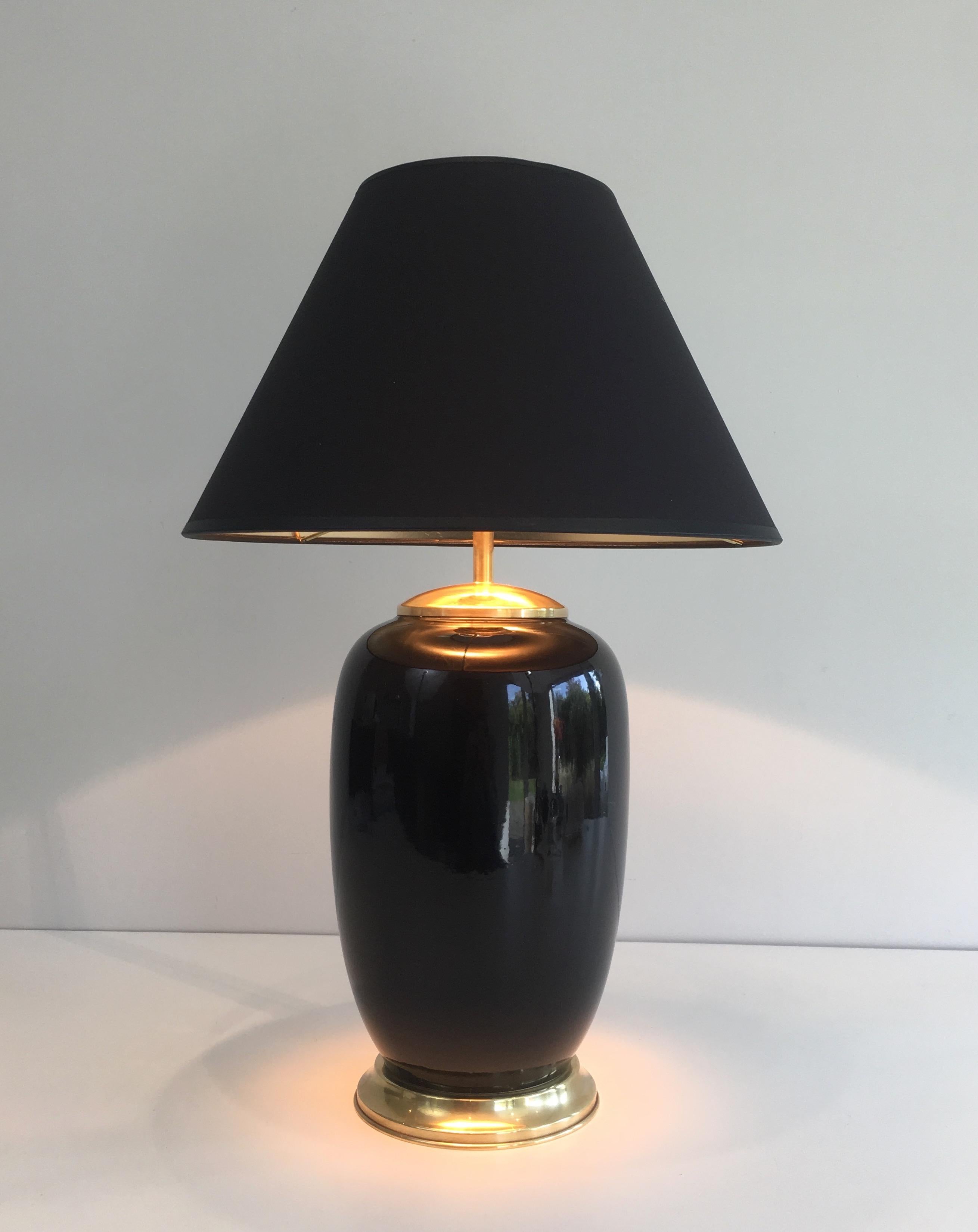 Black Lacquered Porcelain and Brass Table Lamp, French, circa 1970 2