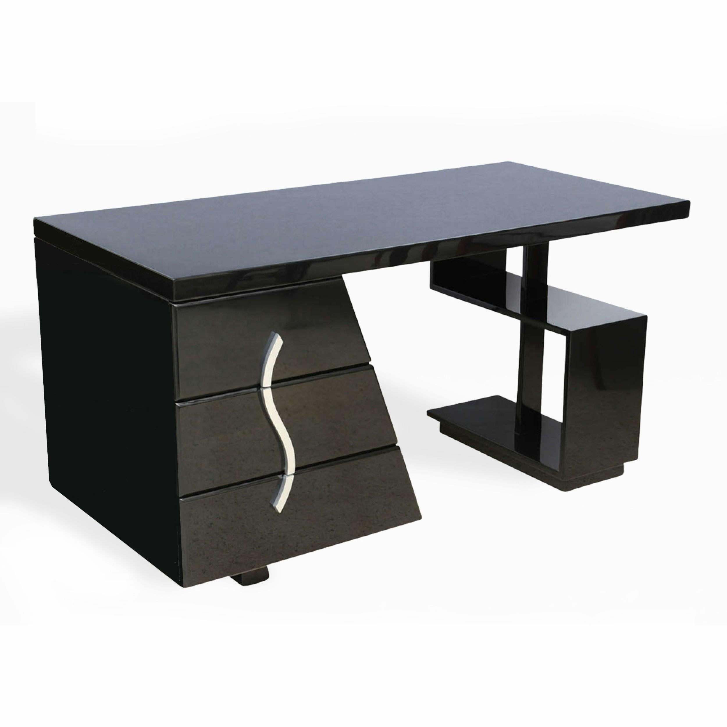 Schwarz lackierter skulpturaler Schreibtisch von Paul Frankl (Lackiert) im Angebot