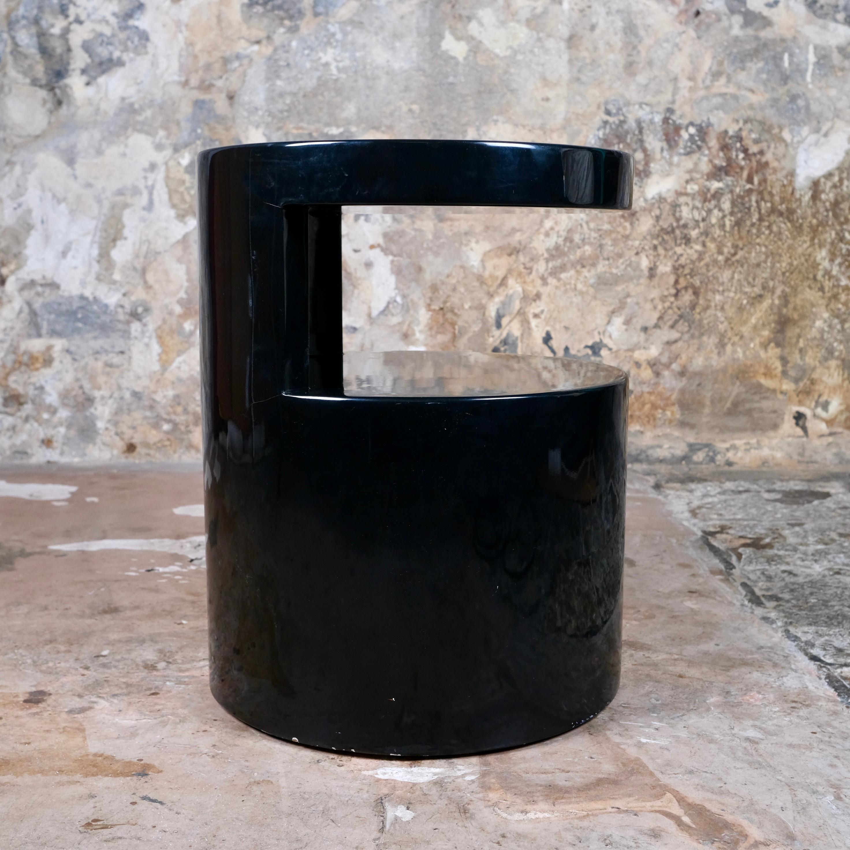 Italian Black lacquered side or bedside table with shelf, Italy, 1980s