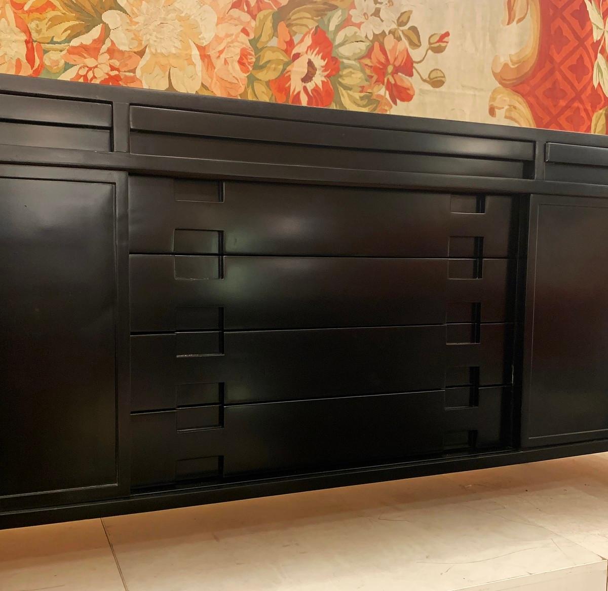 Mid-Century Modern Black Lacquered Sideboard by Luigi Massoni, 1960s