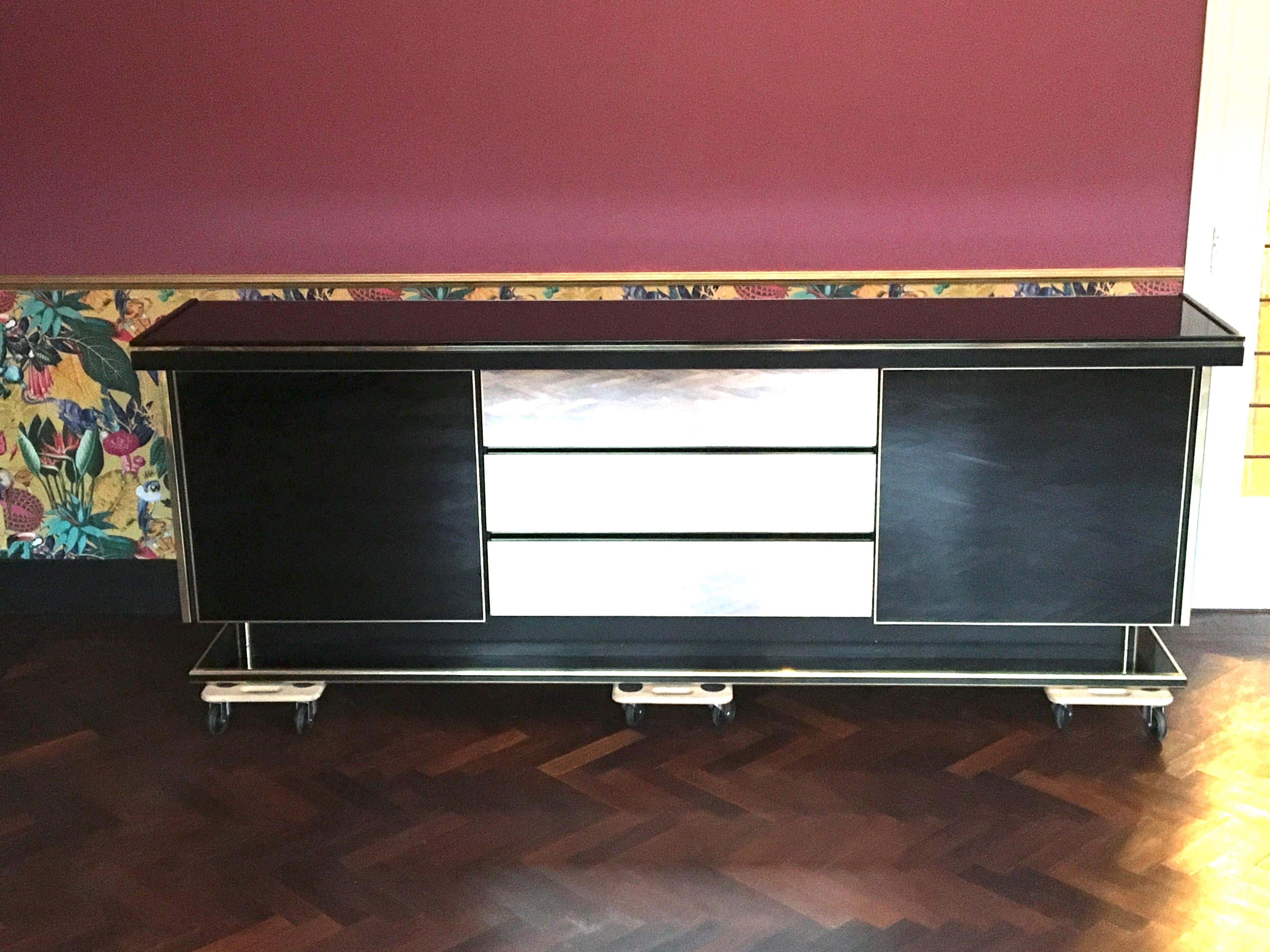 Black Lacquered Sideboard with Sliding Doors and Mirrored Drawers 13