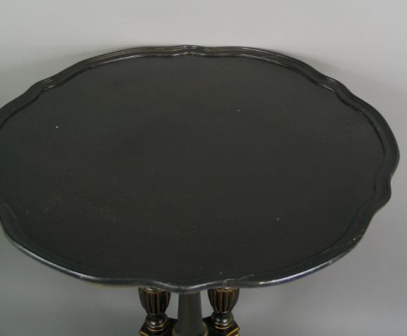 Black Lacquered Table, circa 1910s In Good Condition For Sale In Douglas Manor, NY