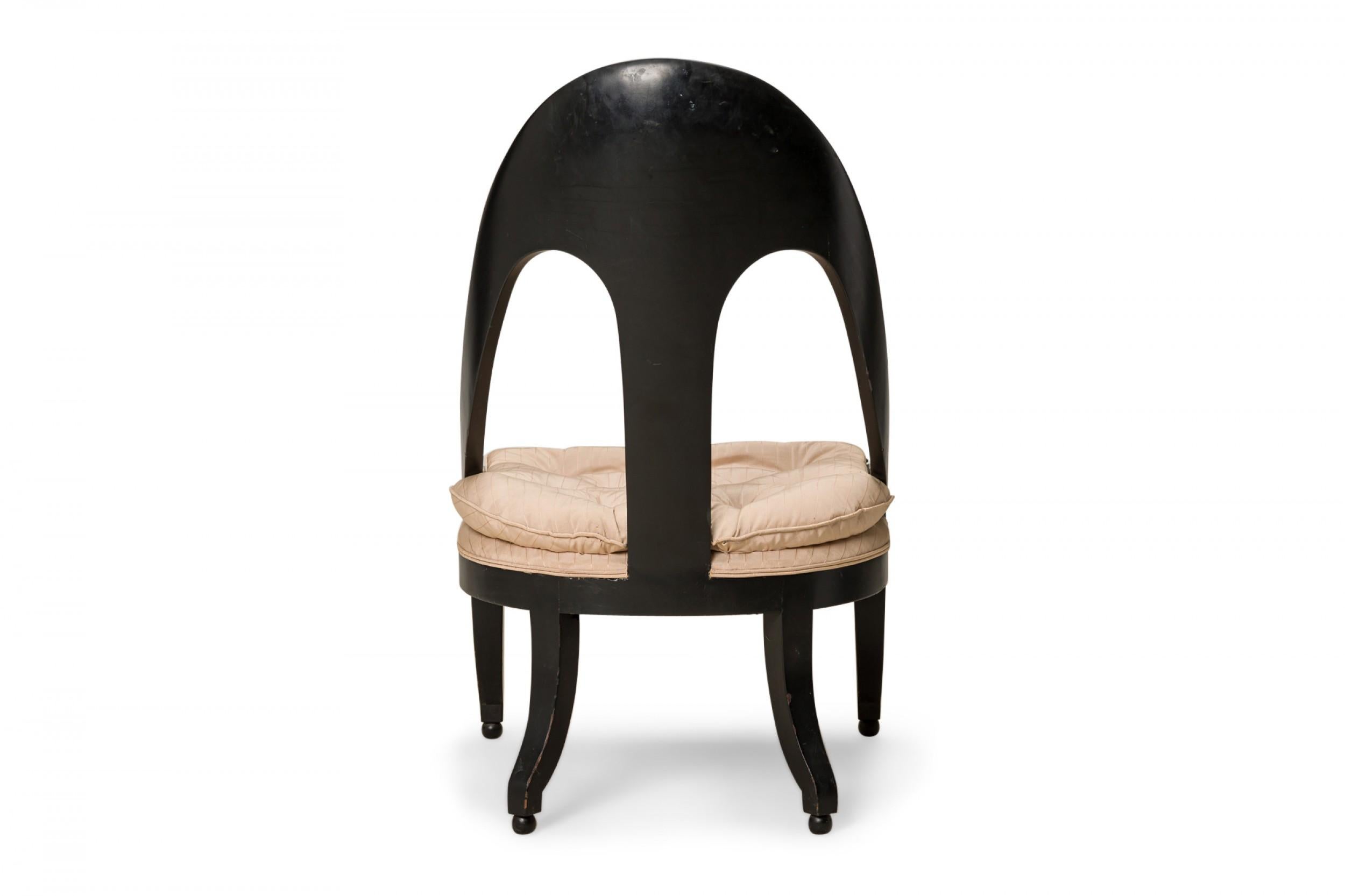 Black Lacquered Wood and Rose Upholstery Spoon Back Side Chair In Good Condition In New York, NY