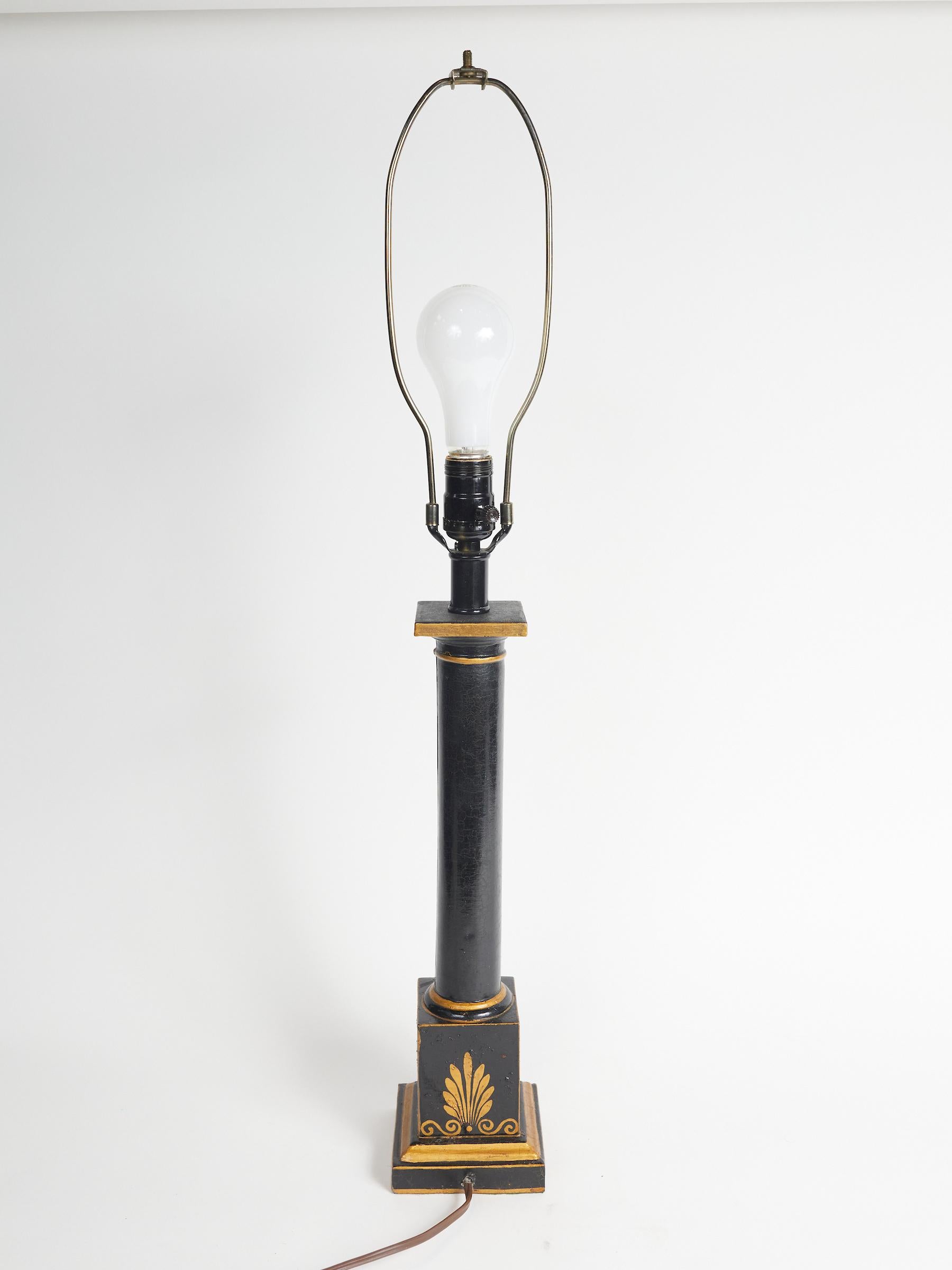 Mid-20th Century Black Lacquered Wood Empire Style Table Lamp For Sale