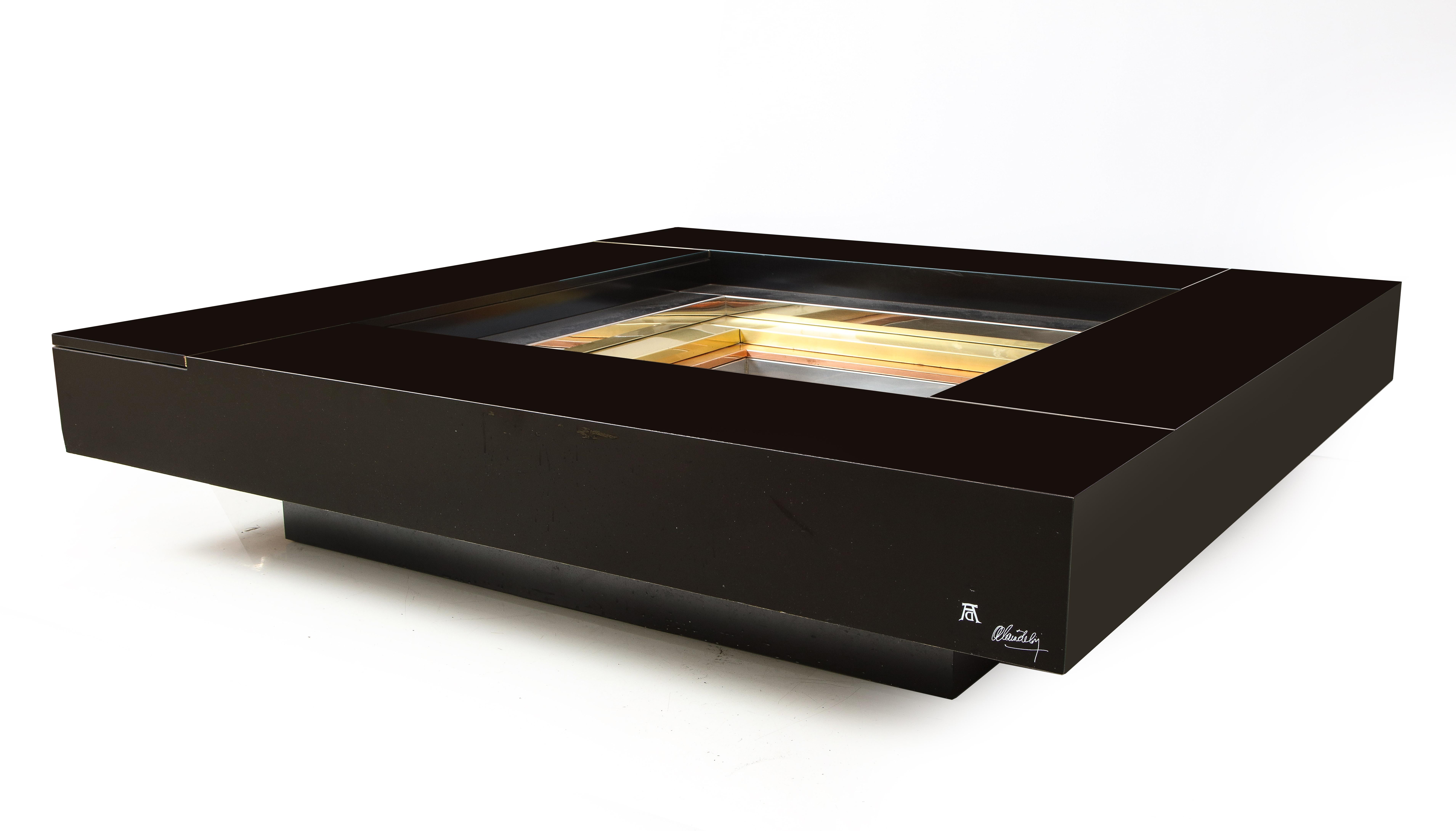 Laqué Black Laminate and Brass Coffee Table by Alain Delon for Jansen Collection en vente
