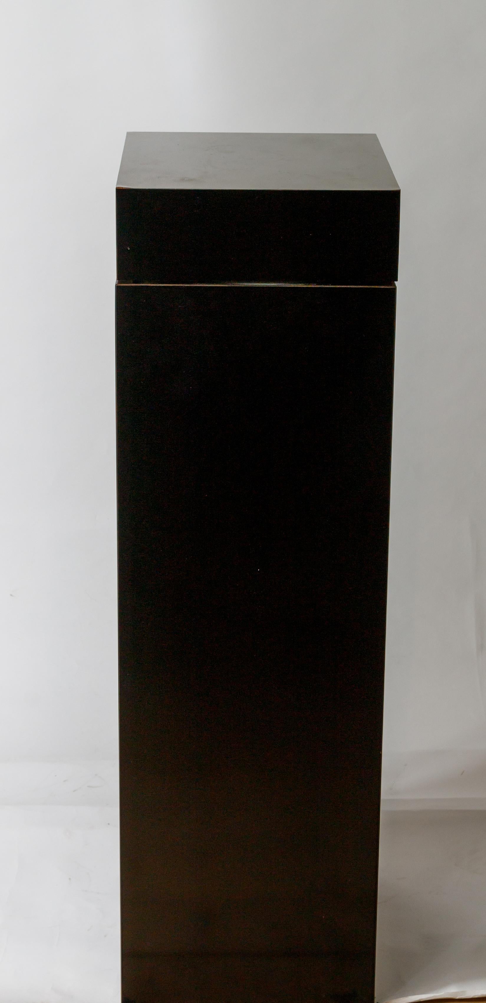 Mid-Century Modern Black Laminate and Stainless Steel Pedestal with Swivel Top For Sale