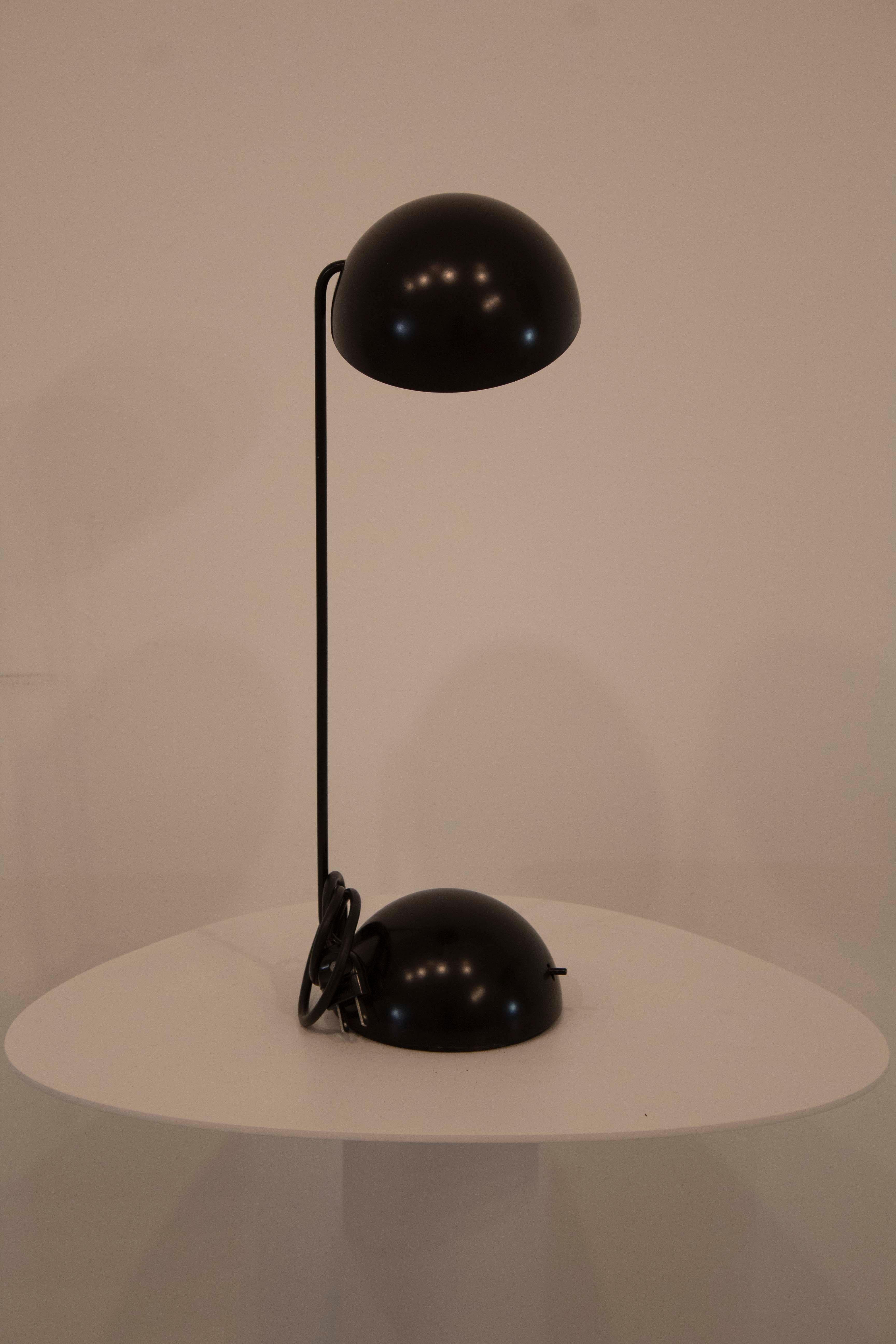 Black Lamp Miniikini by Barbierie Marianelli for Tronconi Milano Desk Lamp In Good Condition In Keego Harbor, MI