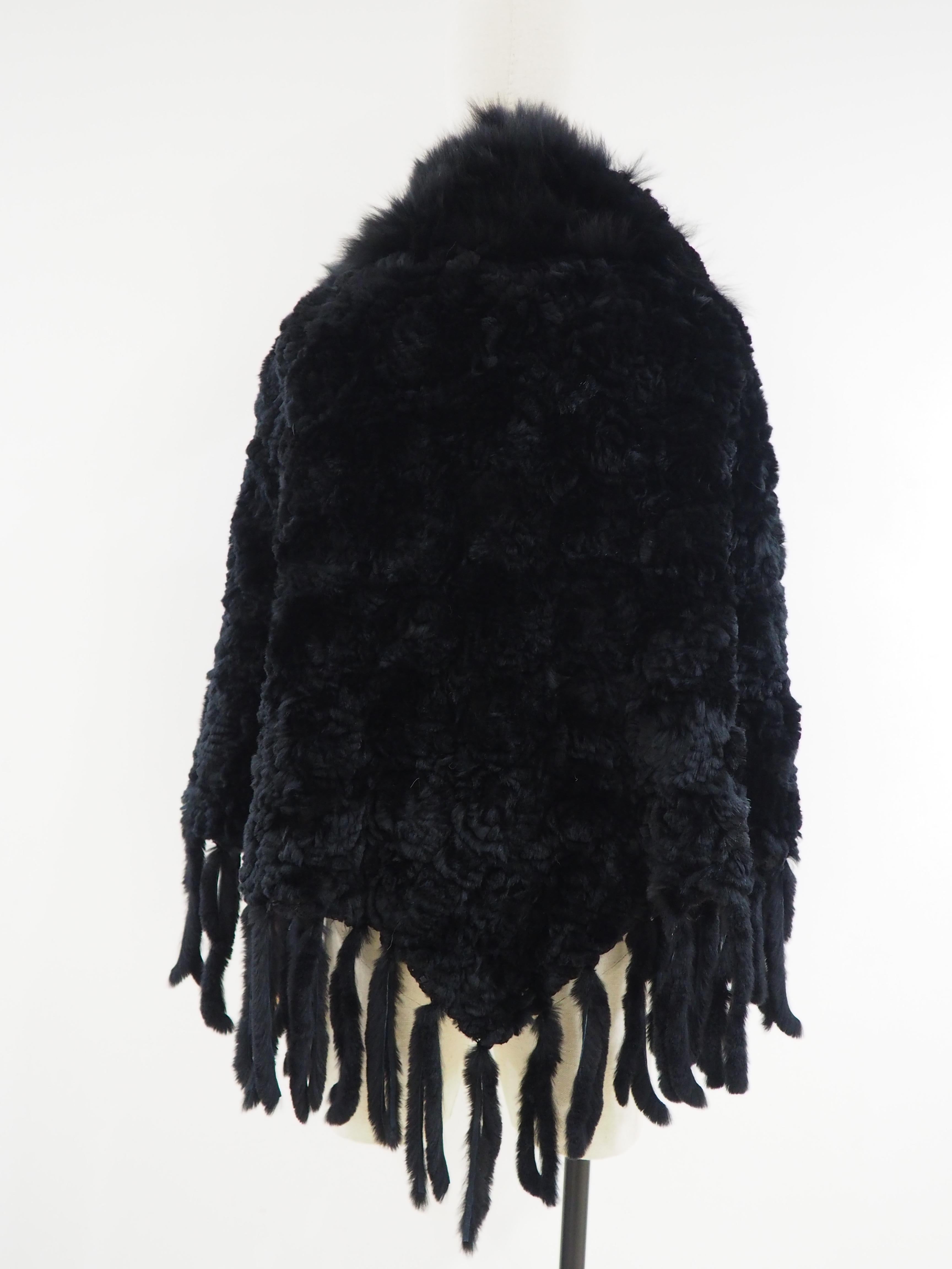 Black lapin fur fringes jacket cape For Sale 1