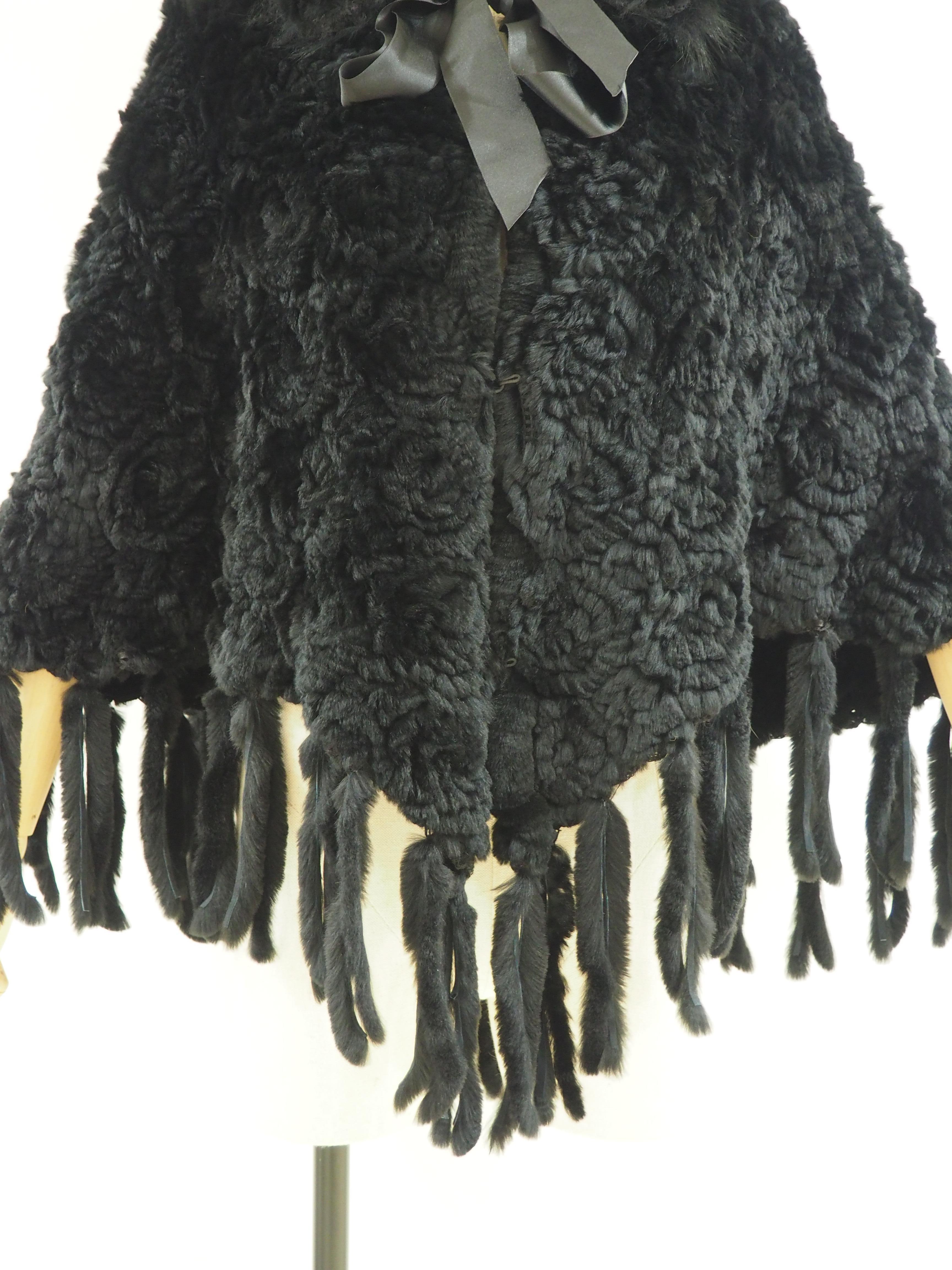 Black lapin fur fringes jacket cape For Sale 1