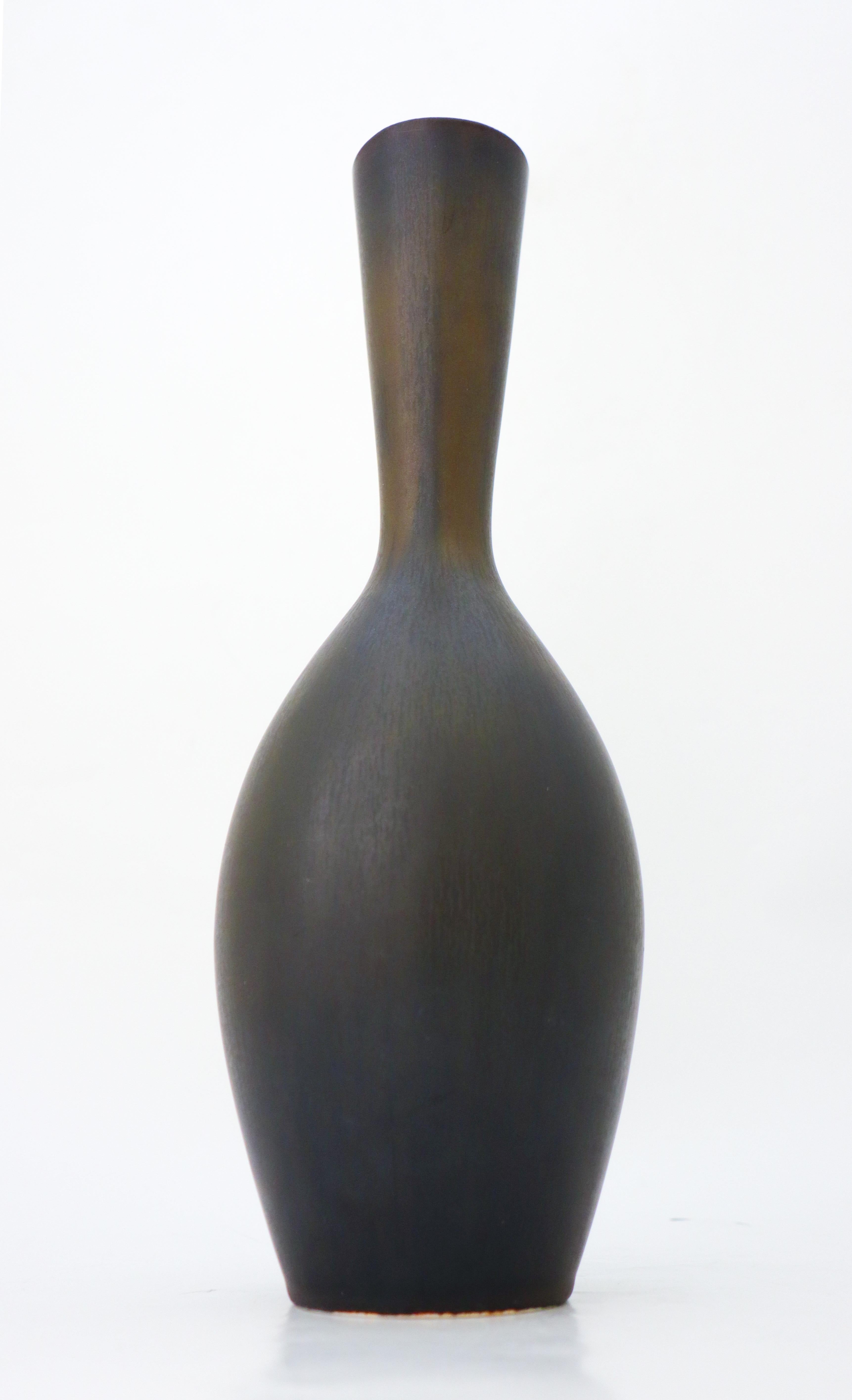 A large black vase designed by Carl-Harry Stålhane at Rörstrand. The vase is 34 cm (13.6
