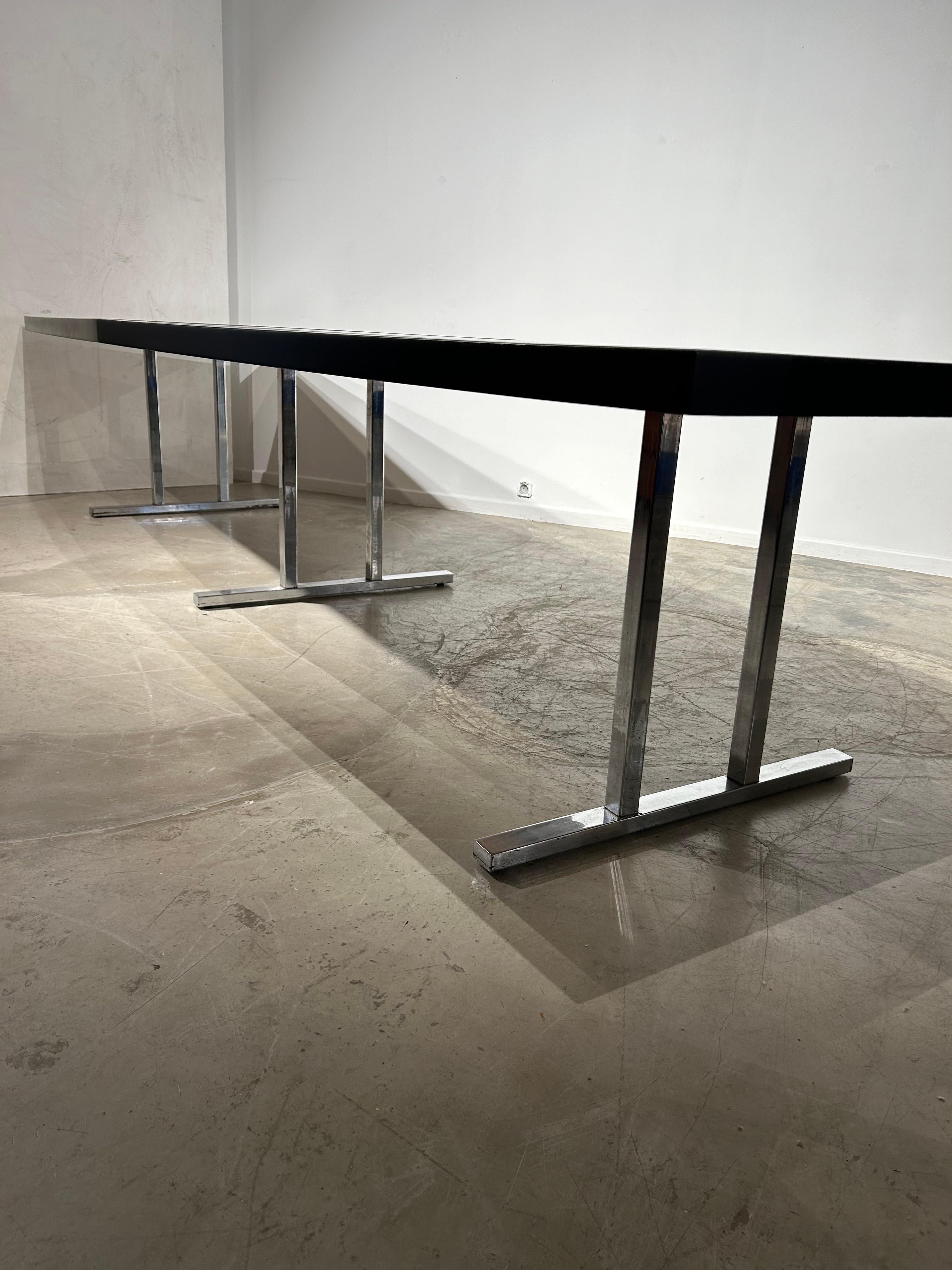 Fin du 20e siècle Grande table de conférence/de salle à manger noire pour Kondor en vente
