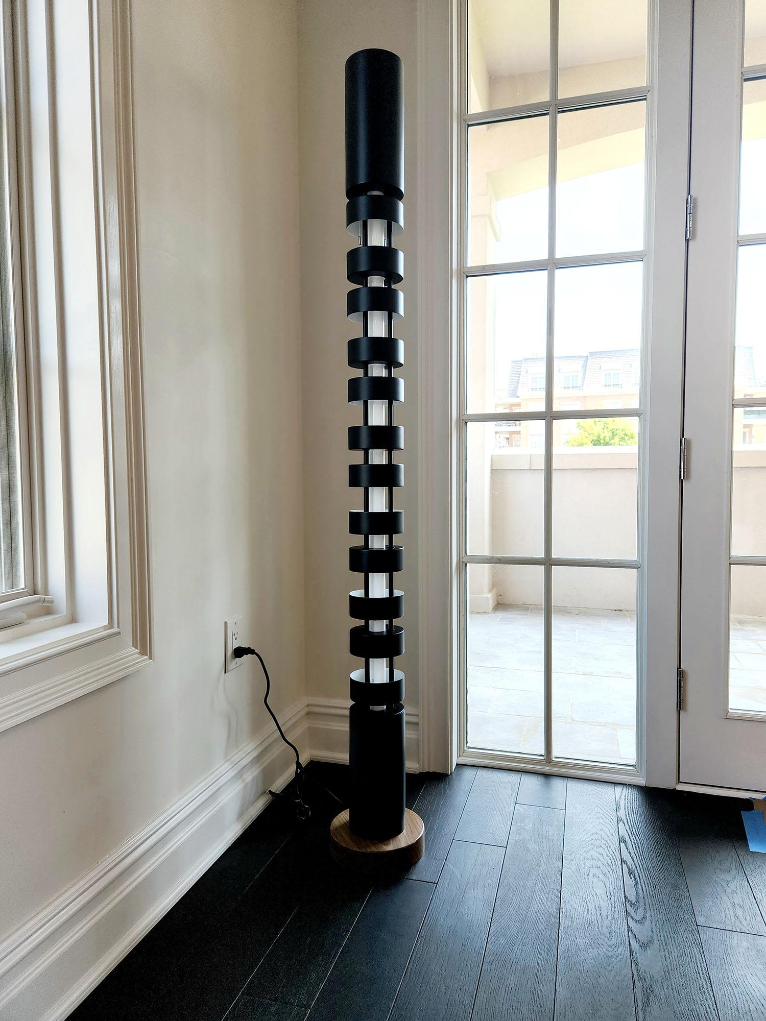 Serge Mouille - Black Large Totem Floor Lamp - IN STOCK! For Sale 1