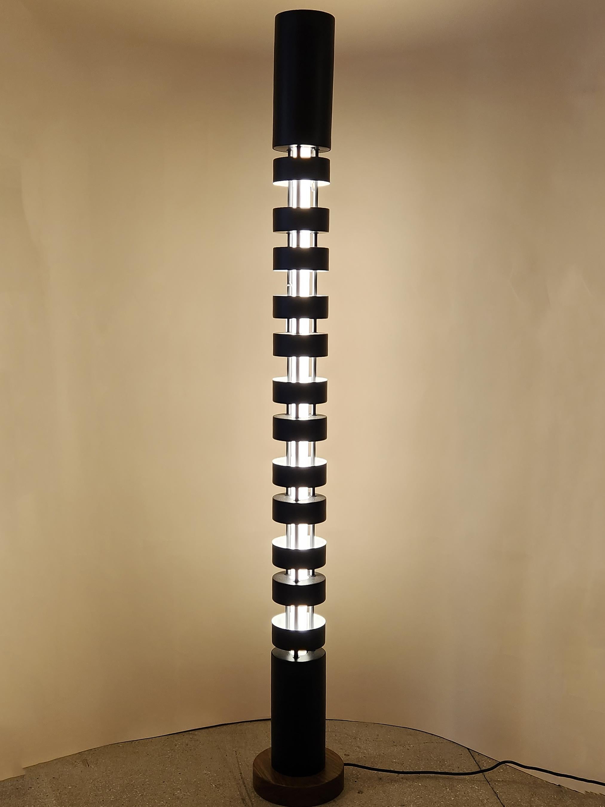 Serge Mouille - Black Large Totem Floor Lamp - IN STOCK! For Sale 2