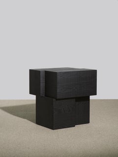 Sgabello in legno di Oak Wood a strati neri di Hyungshin Hwang