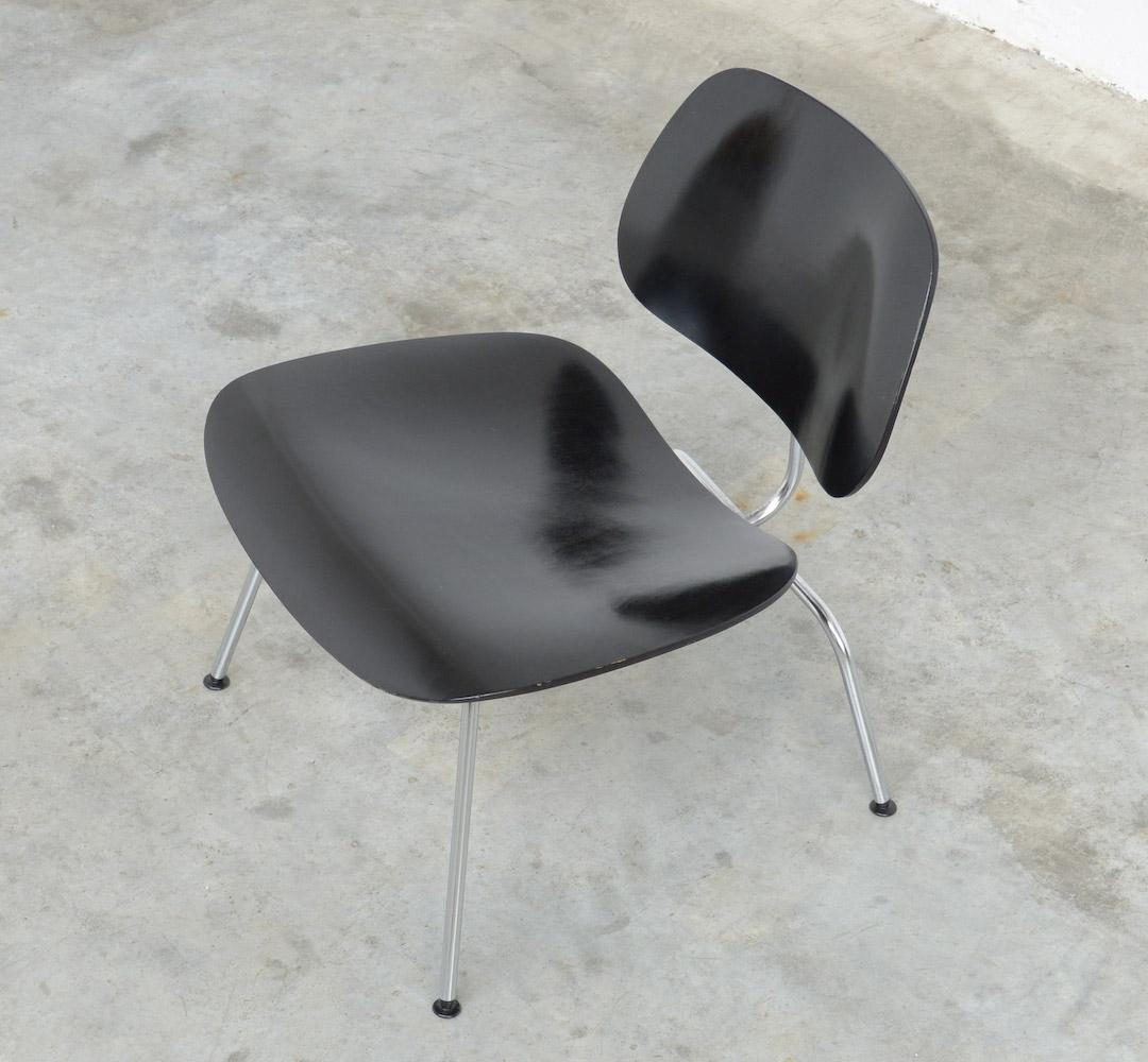 Black LCM Chairs by Charles & Ray Eames for Herman Miller 1