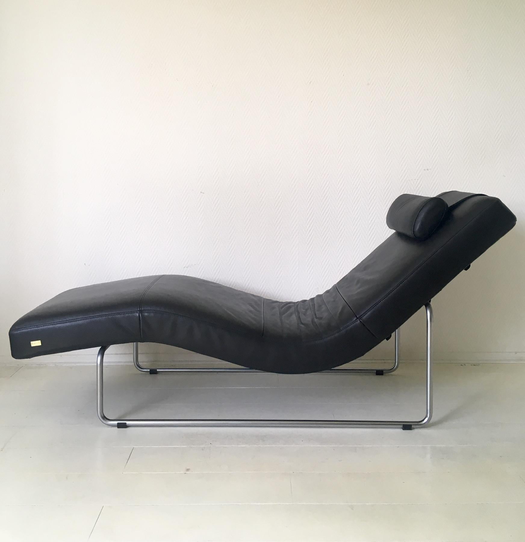 Modern Black Leather Adjustable Chaise Longue by Rolf Benz, Basix Series